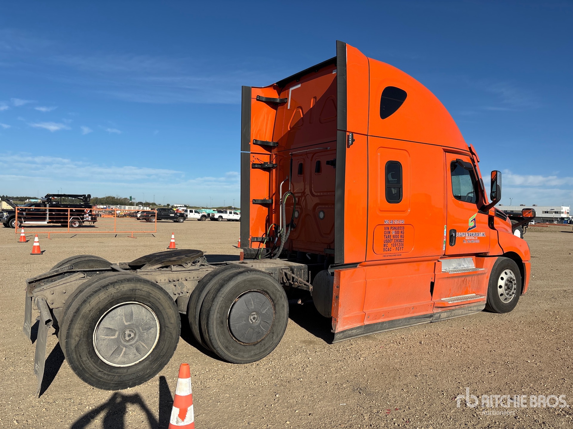 2023 Freightliner CASCADIA 126
