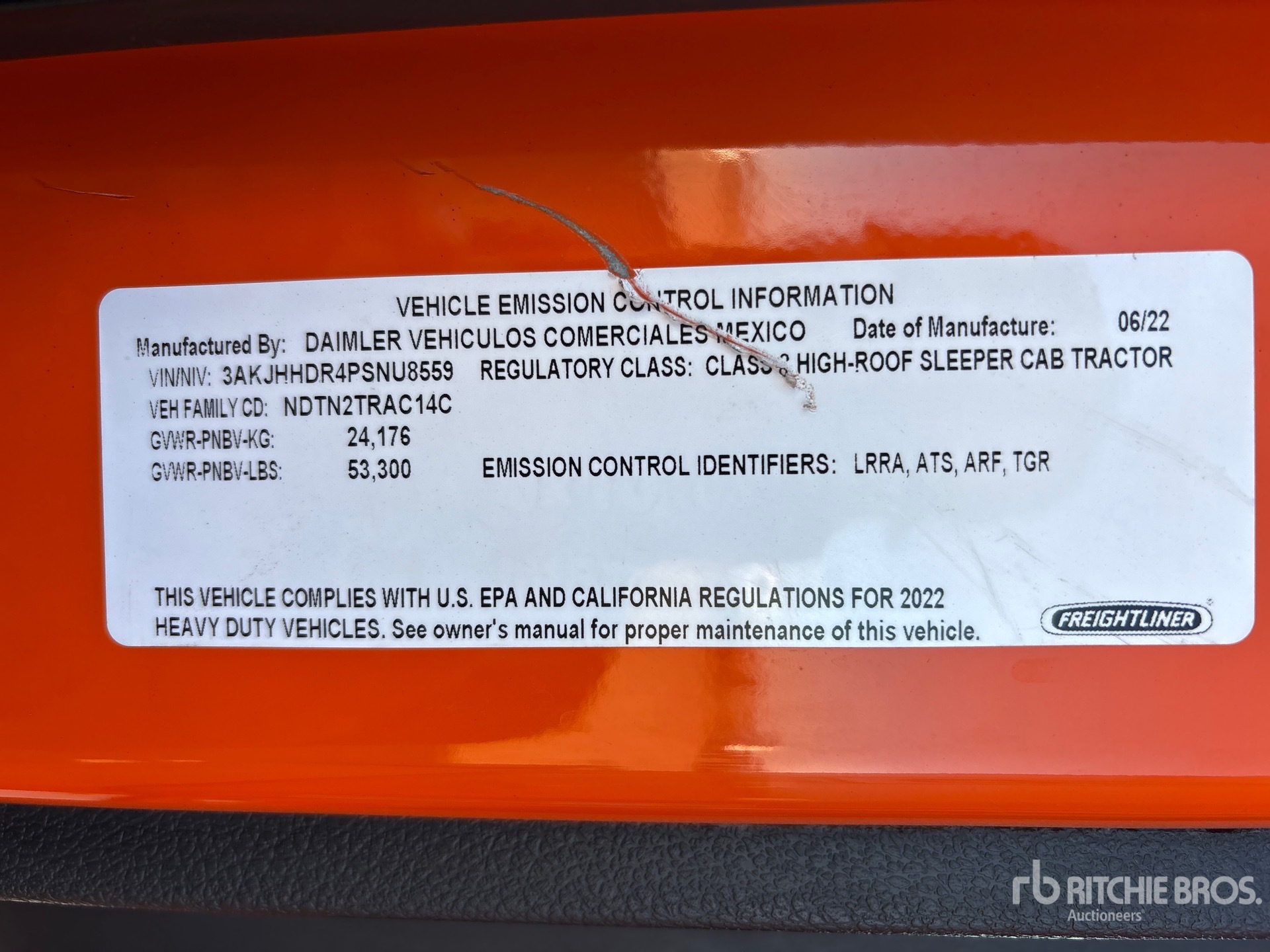 2023 Freightliner CASCADIA 126