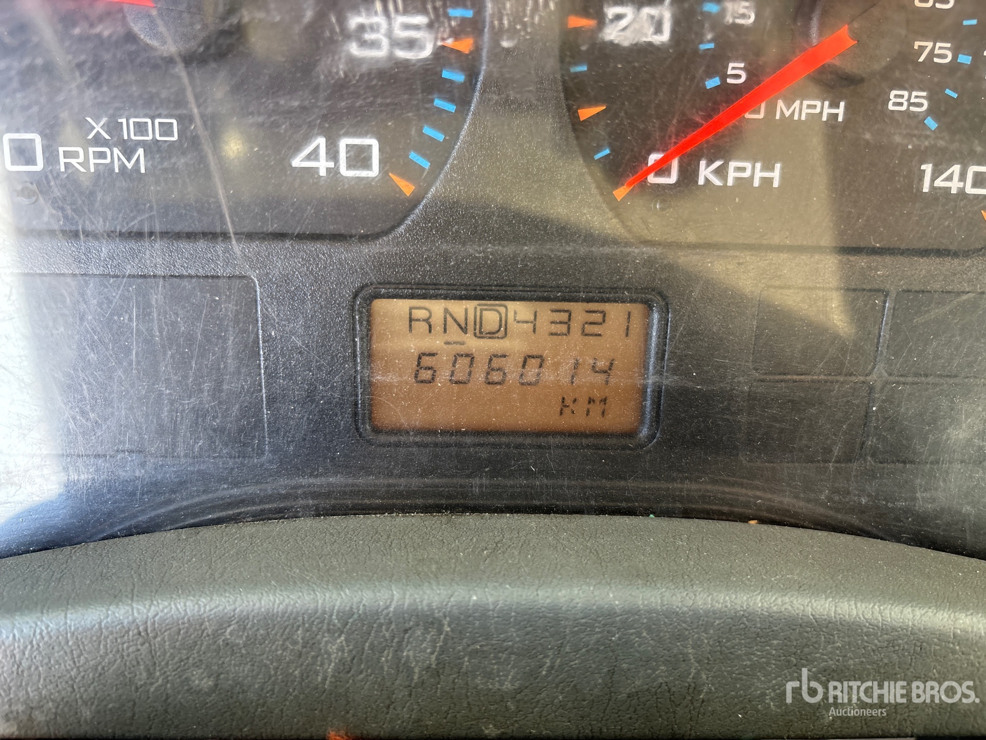 2006 International 4X2