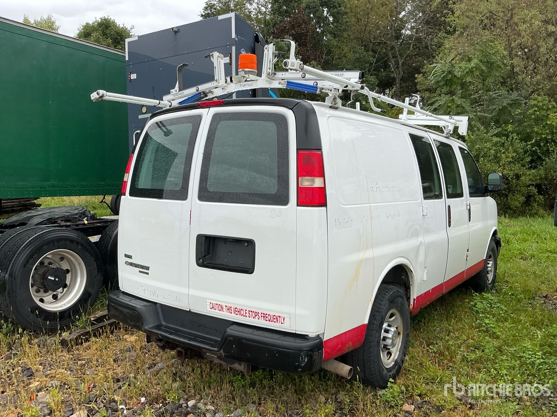 2011 Chevrolet EXPRESS 2500