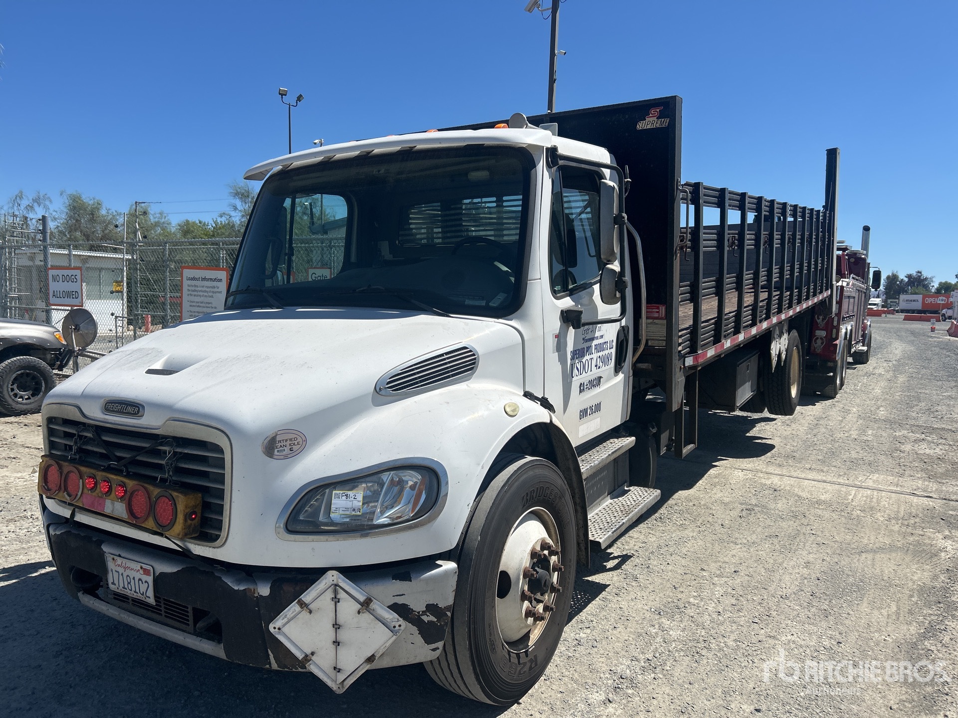 2017 Freightliner M2 106