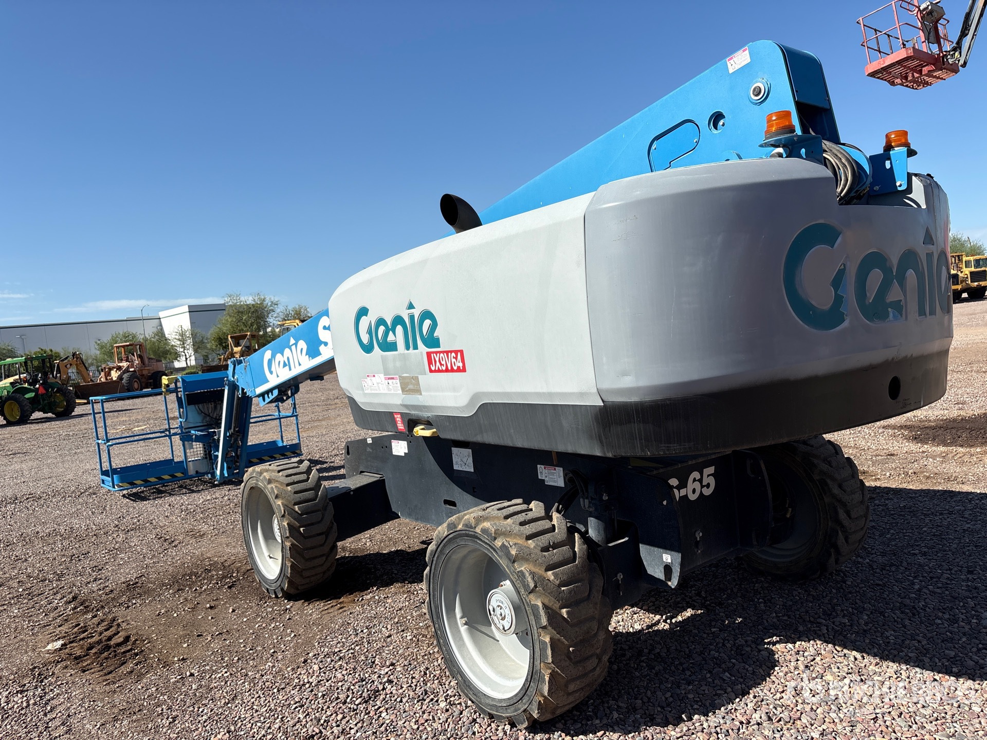 2017 Genie S-65