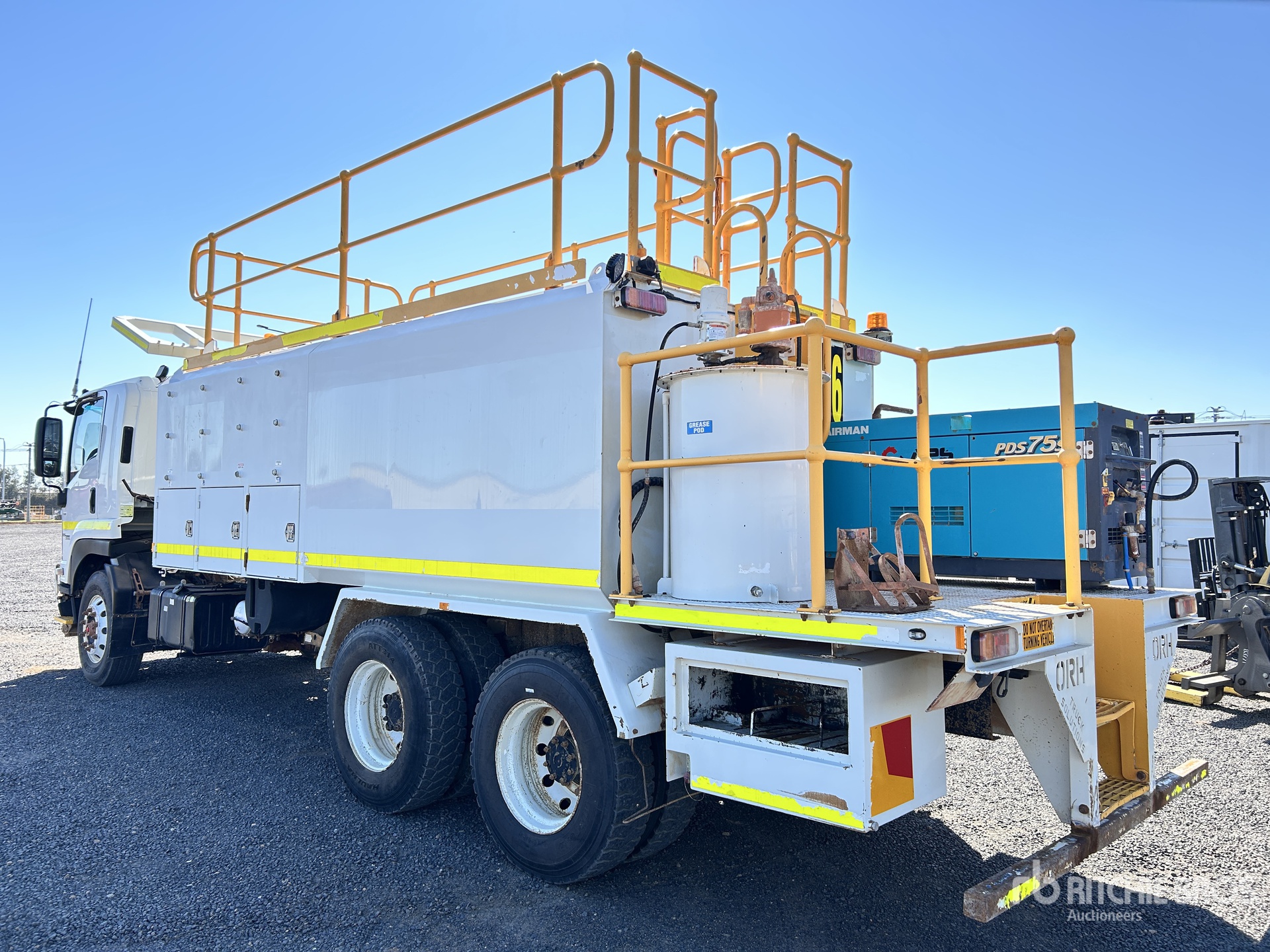 2019 Isuzu FVZ 260-300