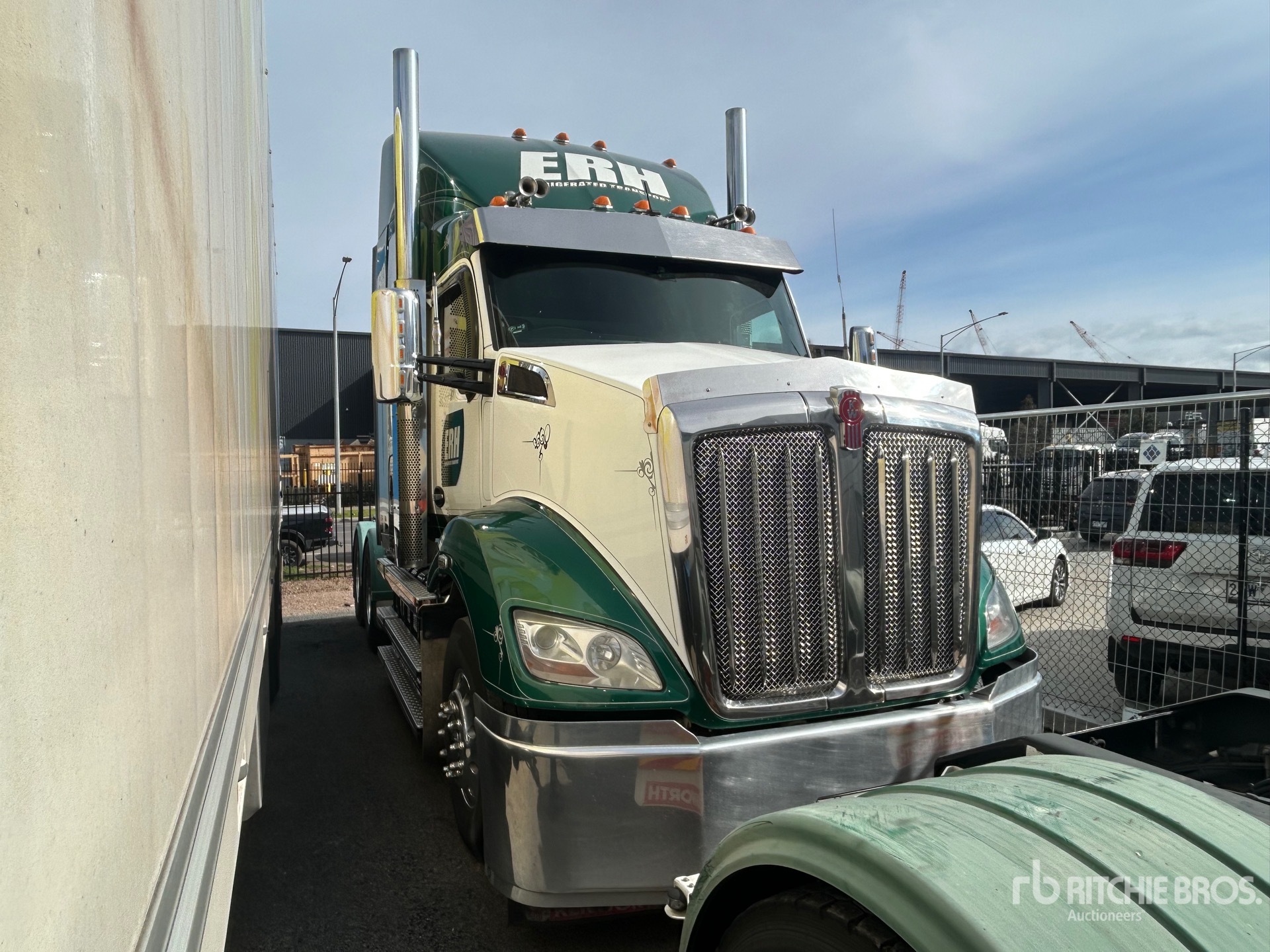 Photo of 2019 Kenworth T610