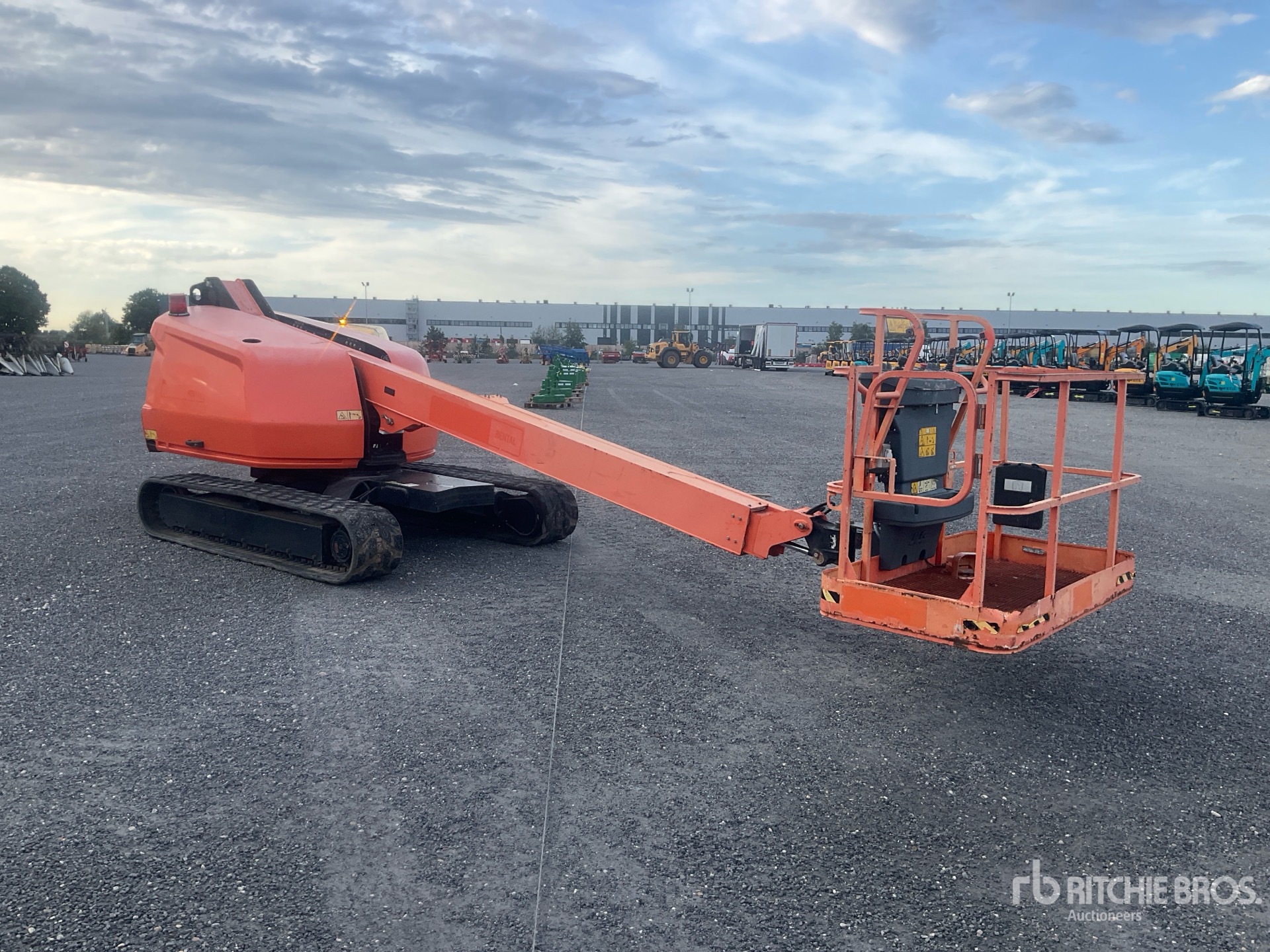2015 JLG 400SC