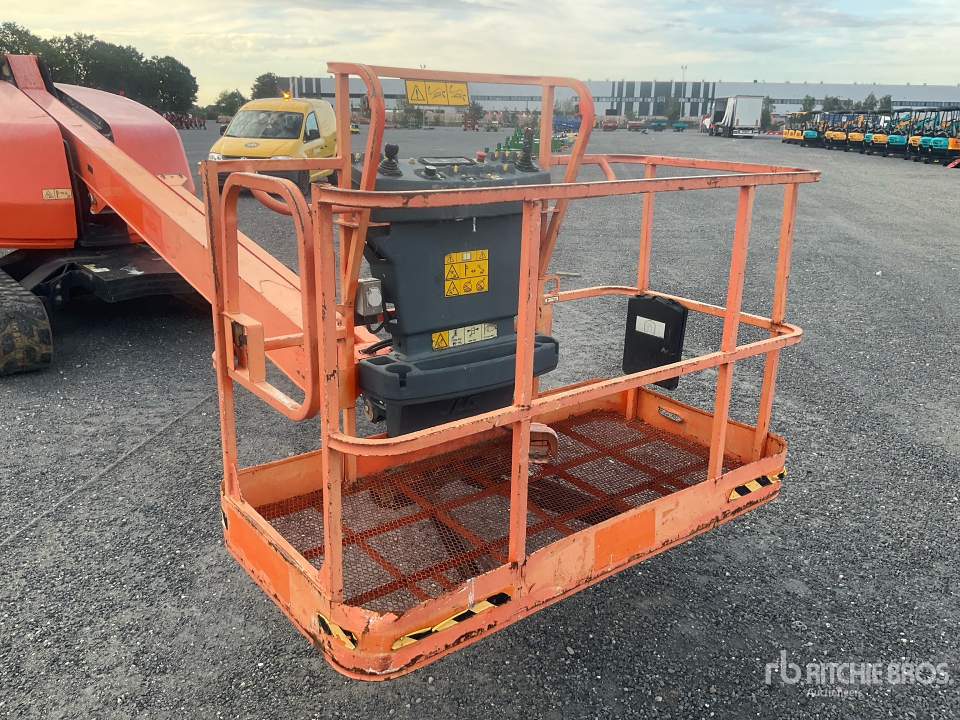 2015 JLG 400SC