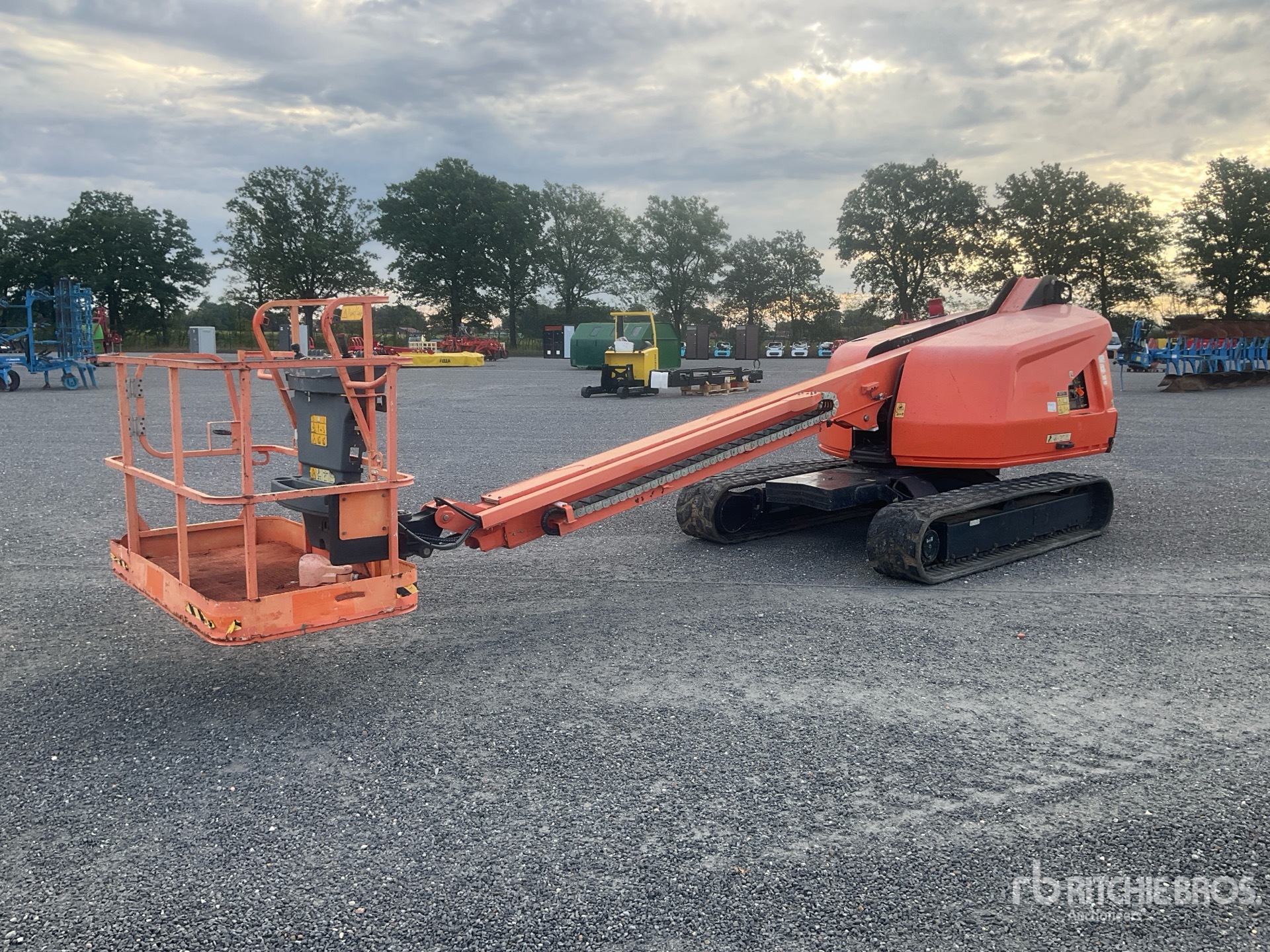 2015 JLG 400SC