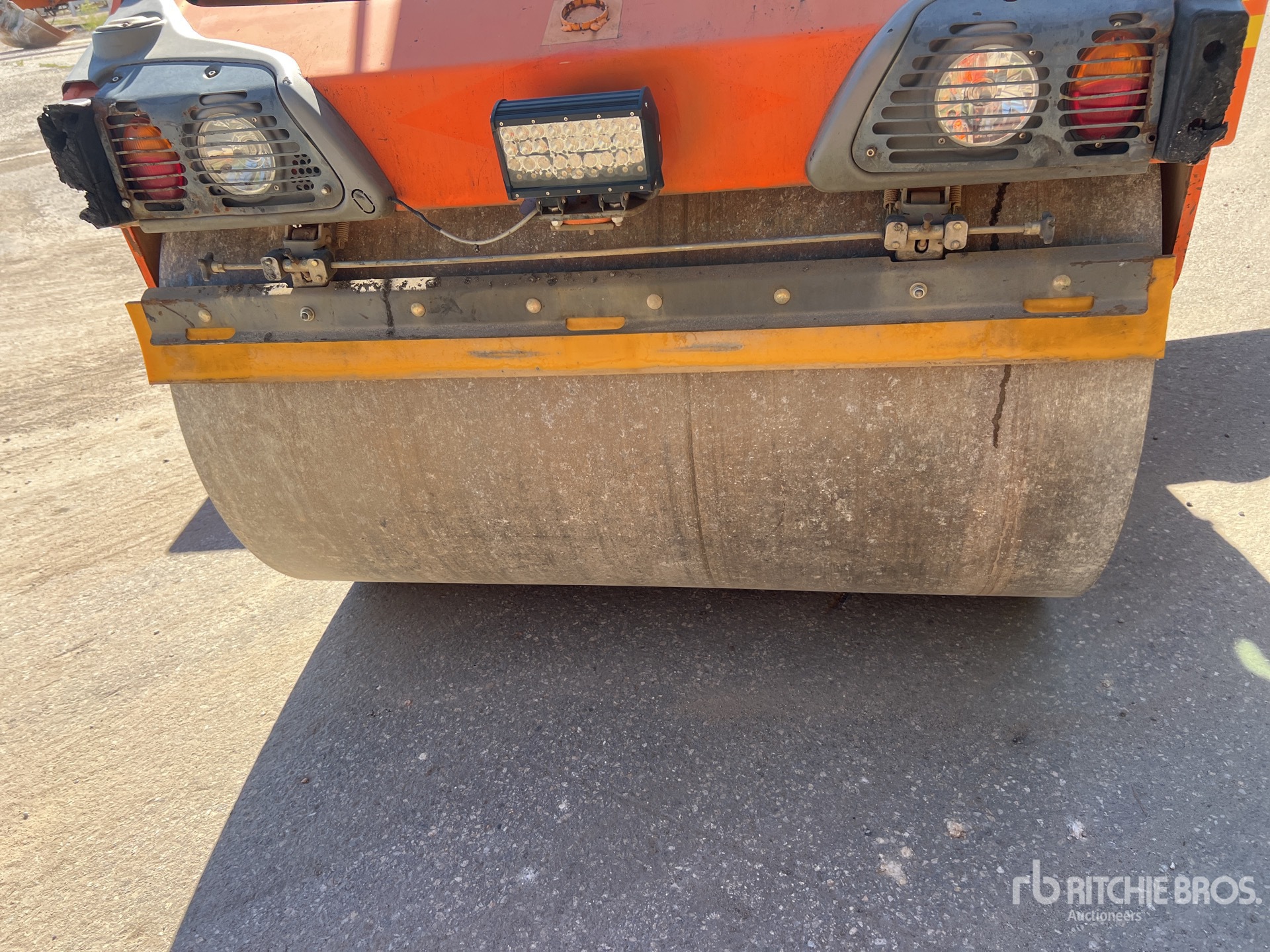2011 Hamm HD+90VO