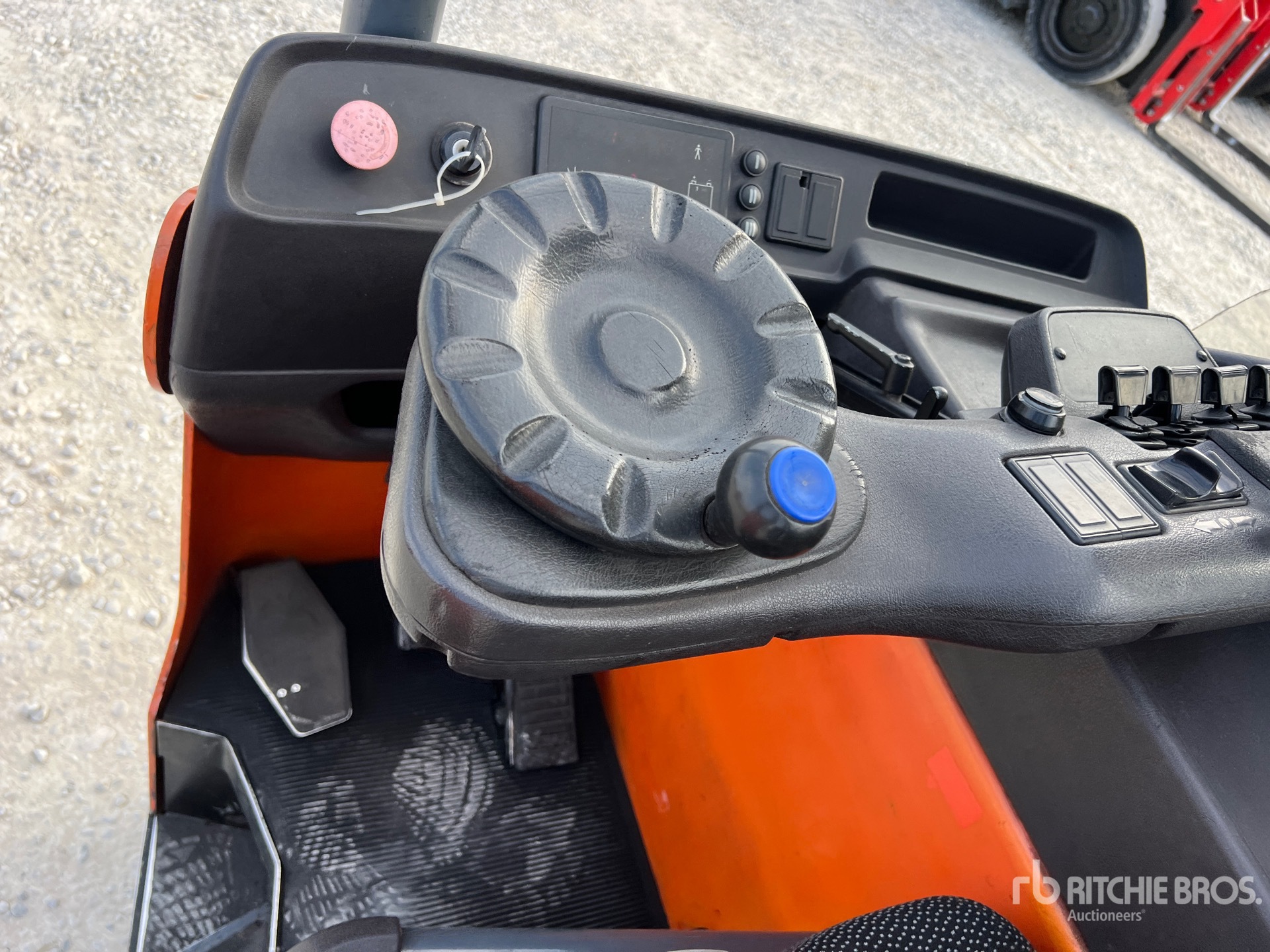 2004 Toyota 7FBRE20