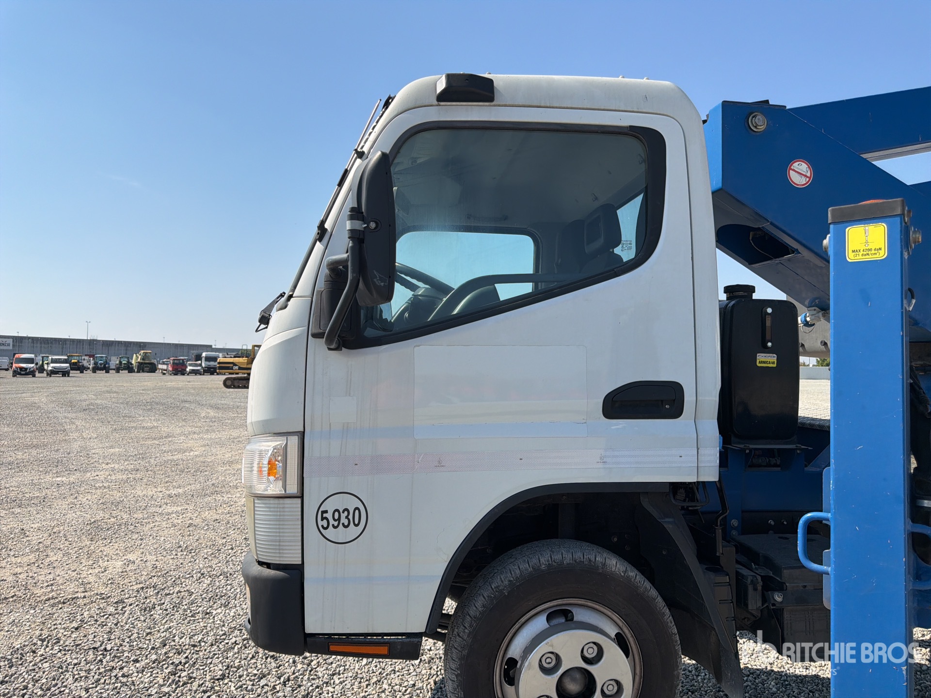 2016 Mitsubishi FUSO