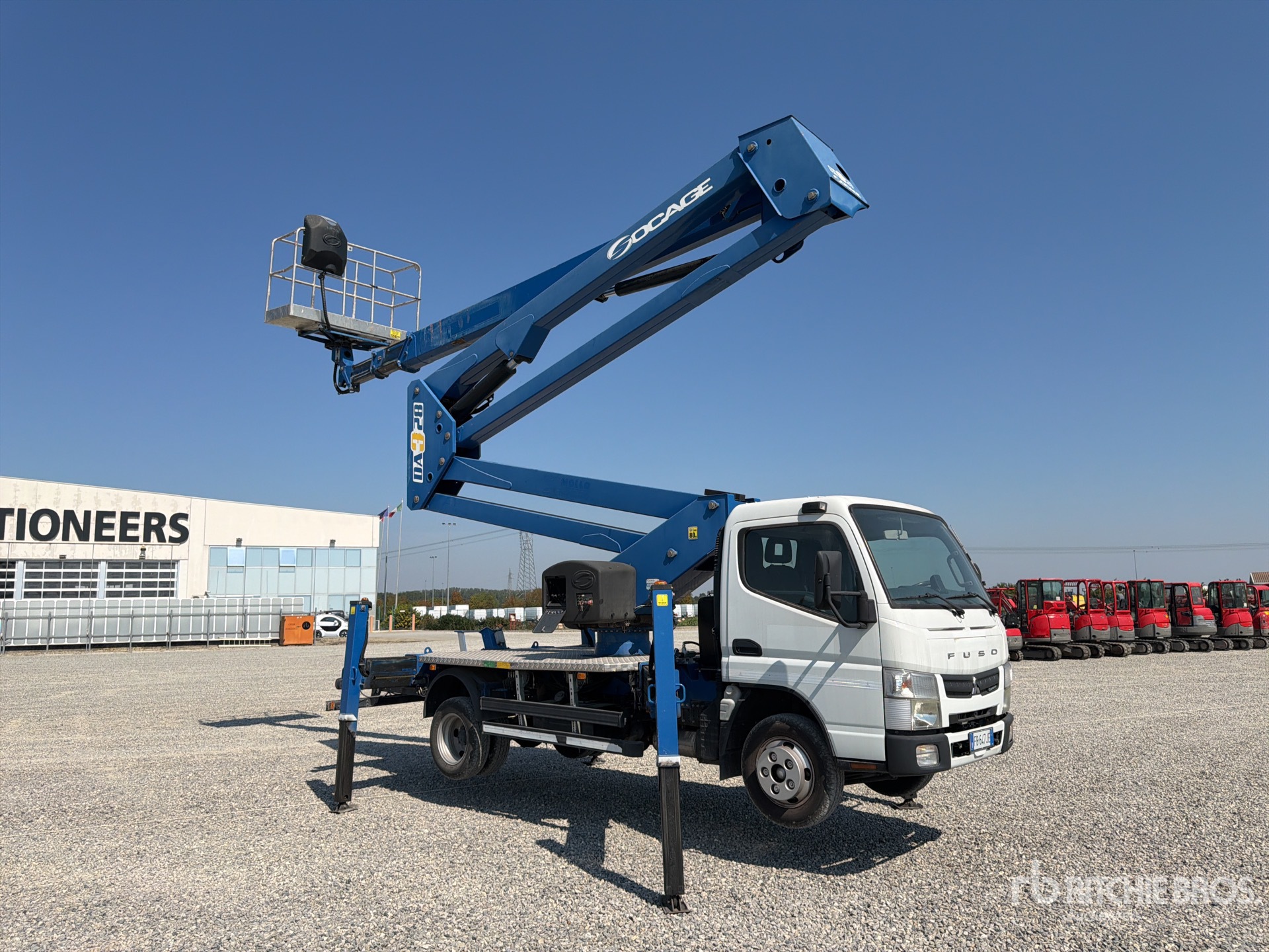 2016 Mitsubishi FUSO