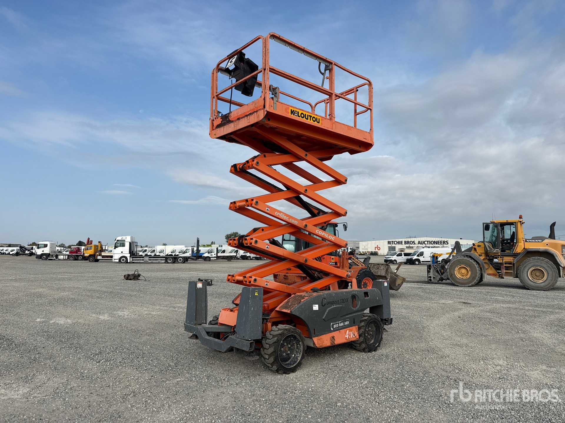 2013 Haulotte COMPACT12DX