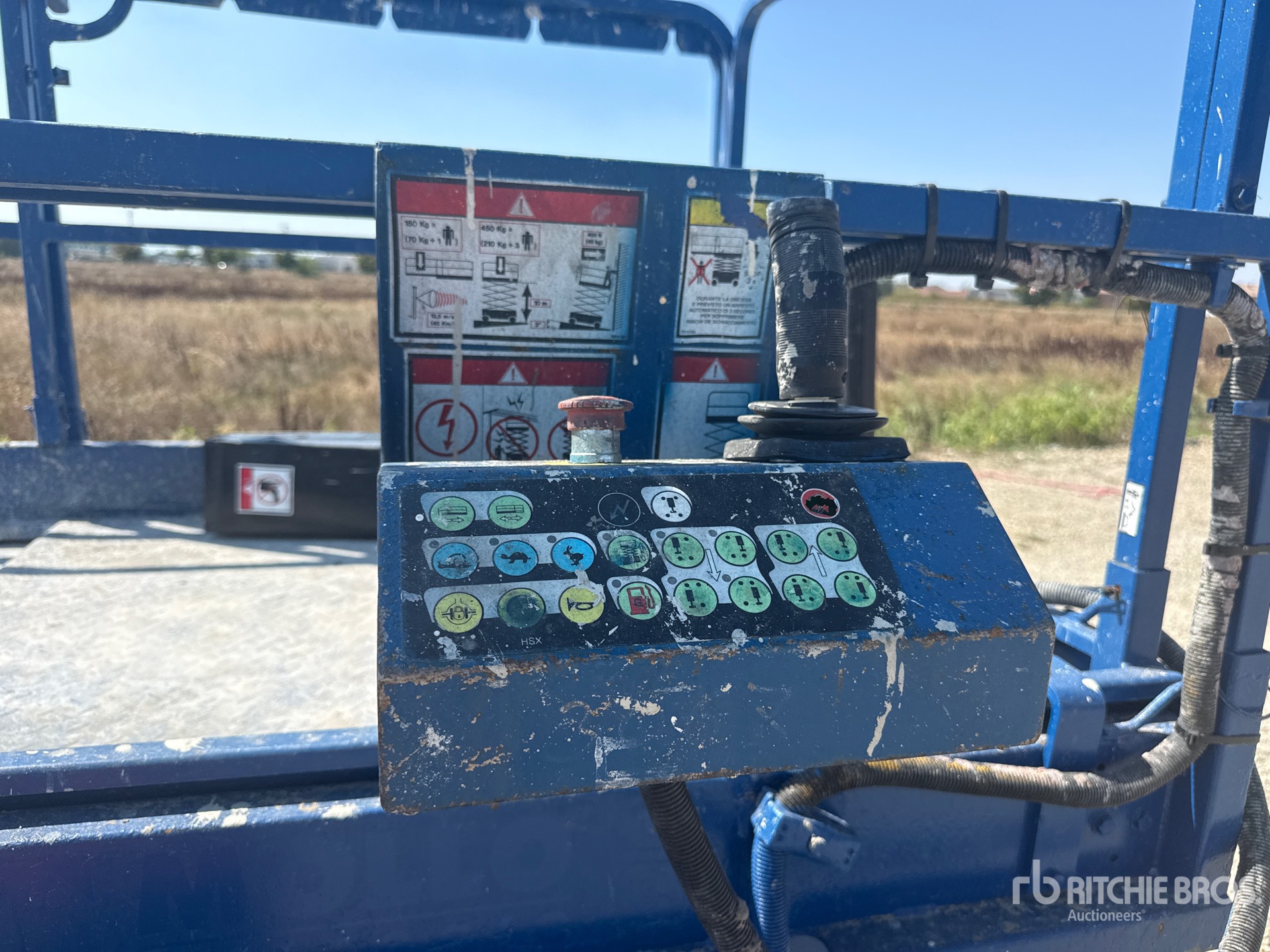 2010 Haulotte COMPACT 12DX D