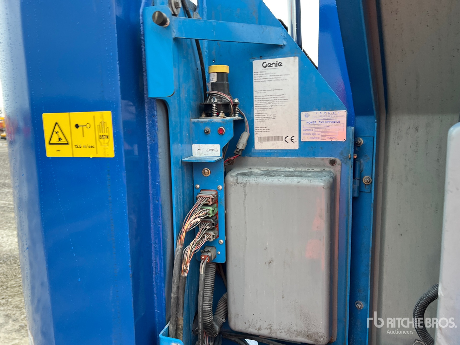 2007 Genie Z-30/20N
