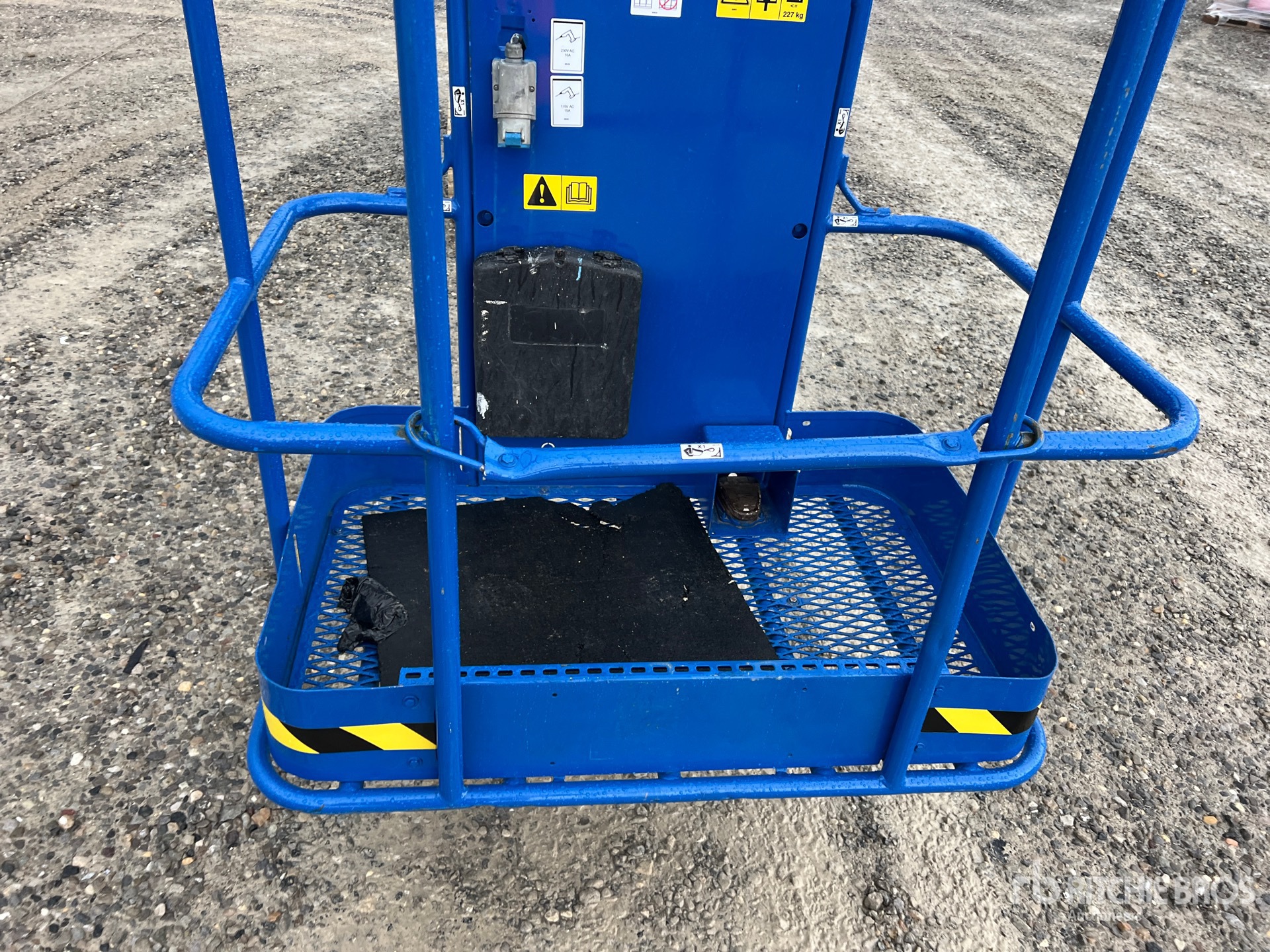 2007 Genie Z-30/20N