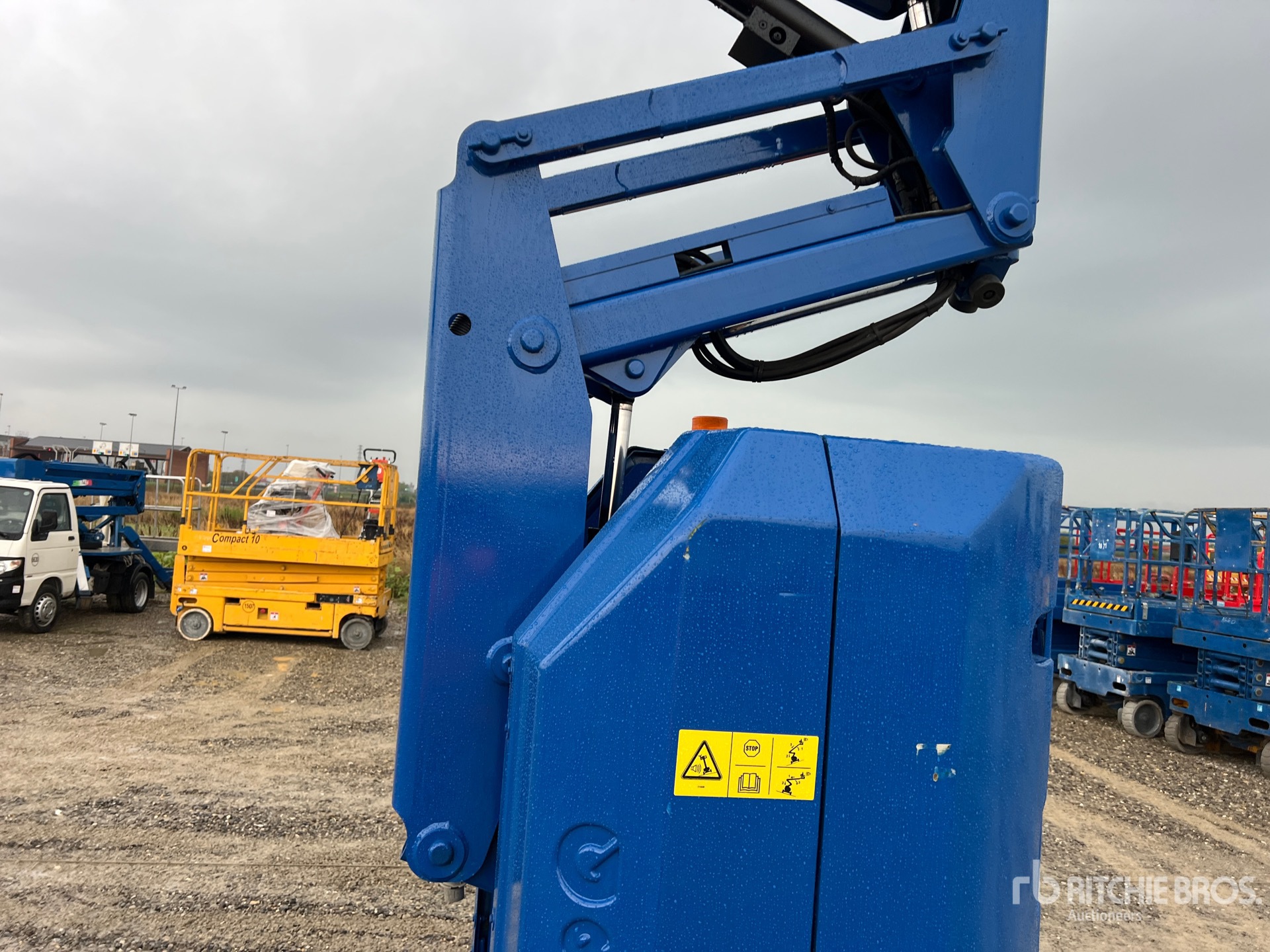 2007 Genie Z-30/20N
