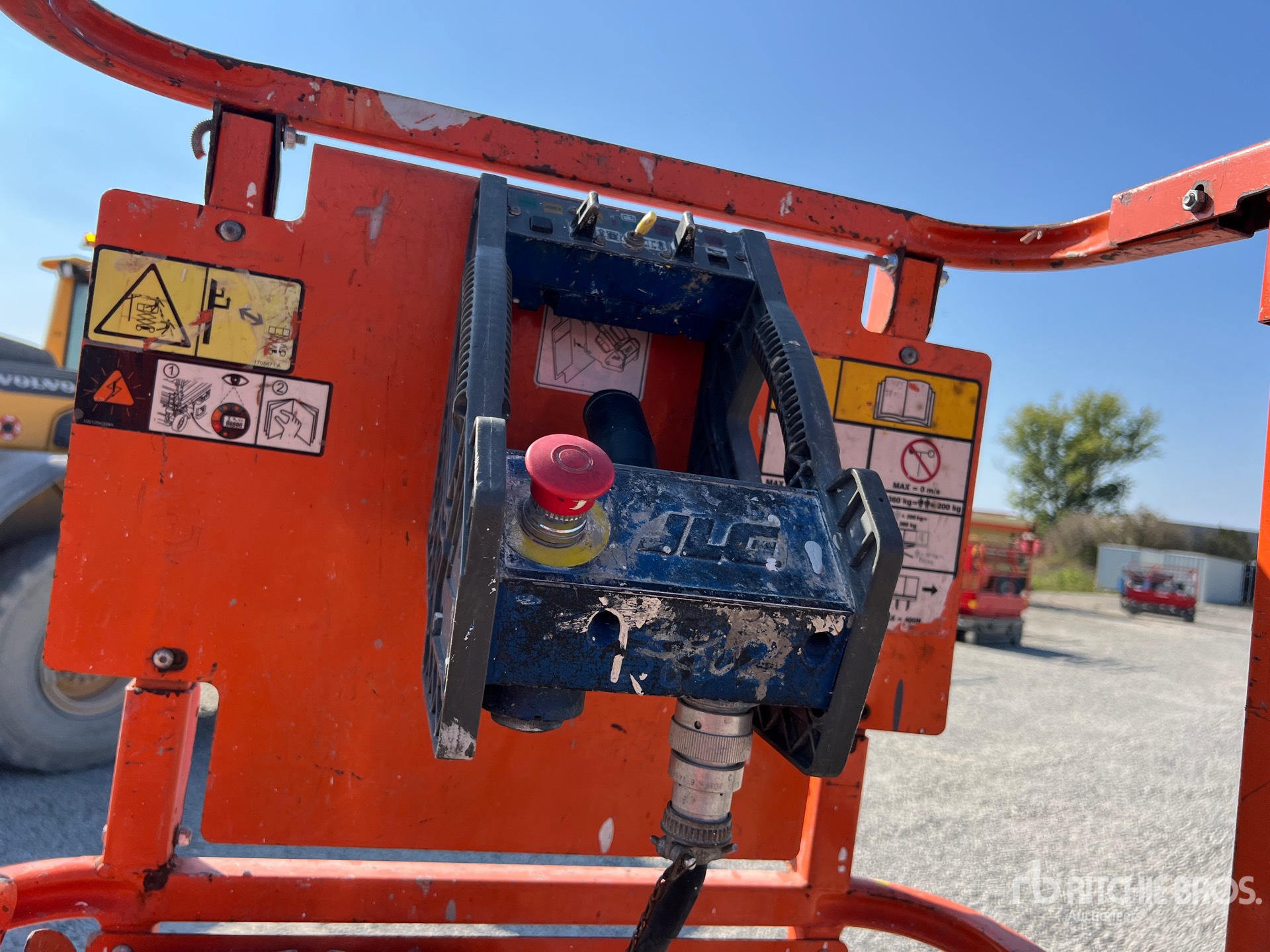 2011 JLG 2030ES V A165