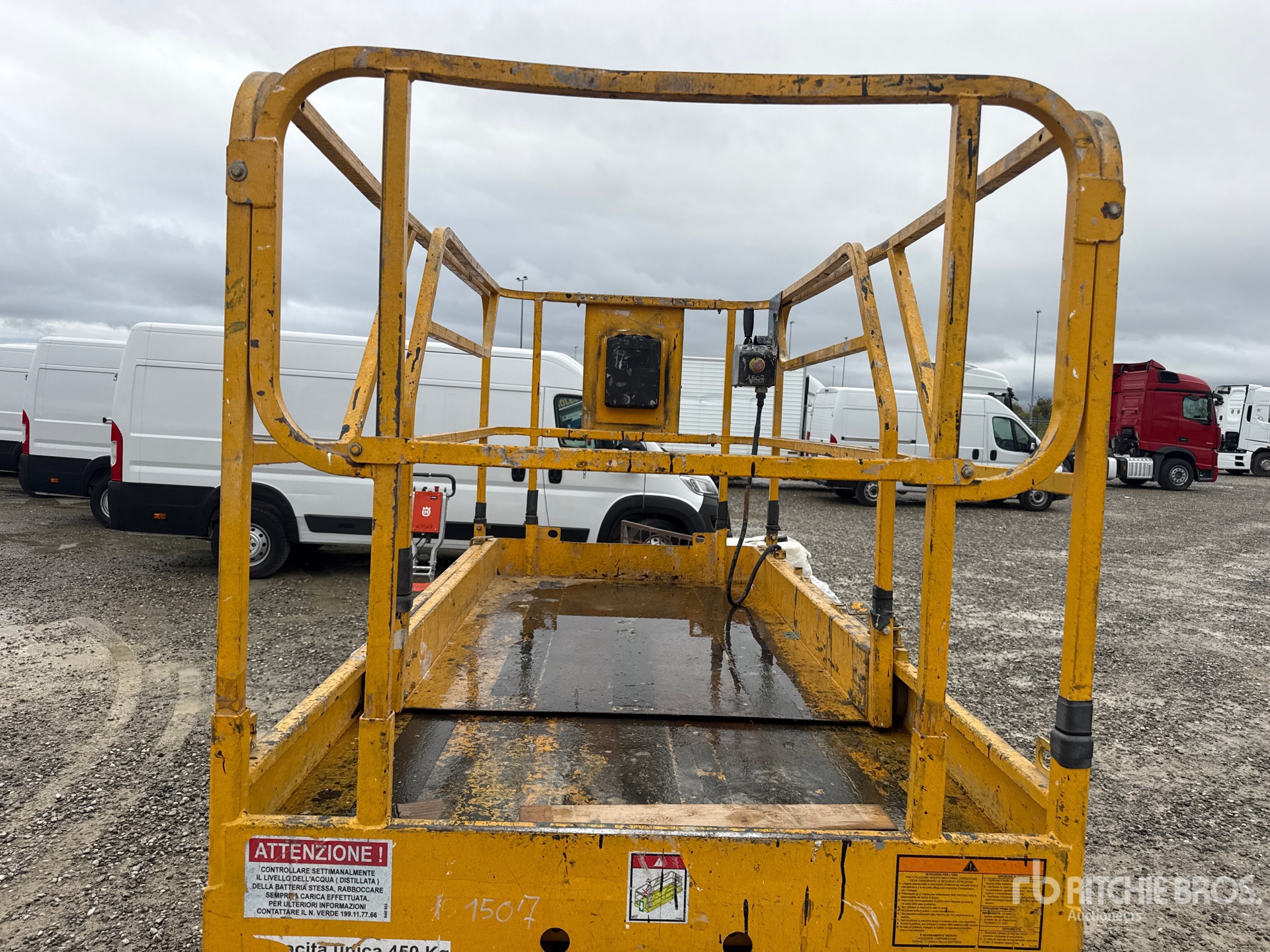 2007 Haulotte COMPACT 10