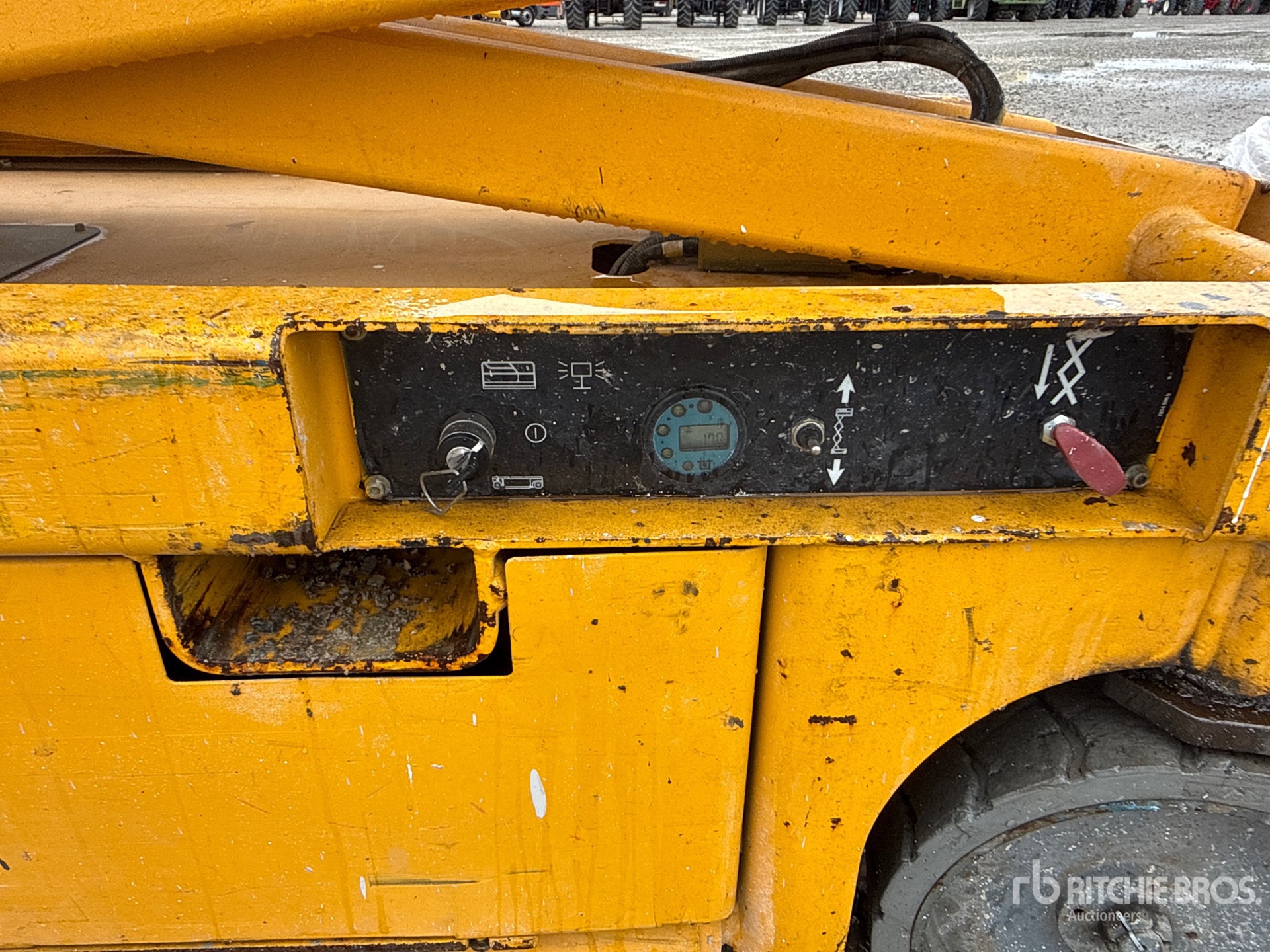 2007 Haulotte COMPACT 10