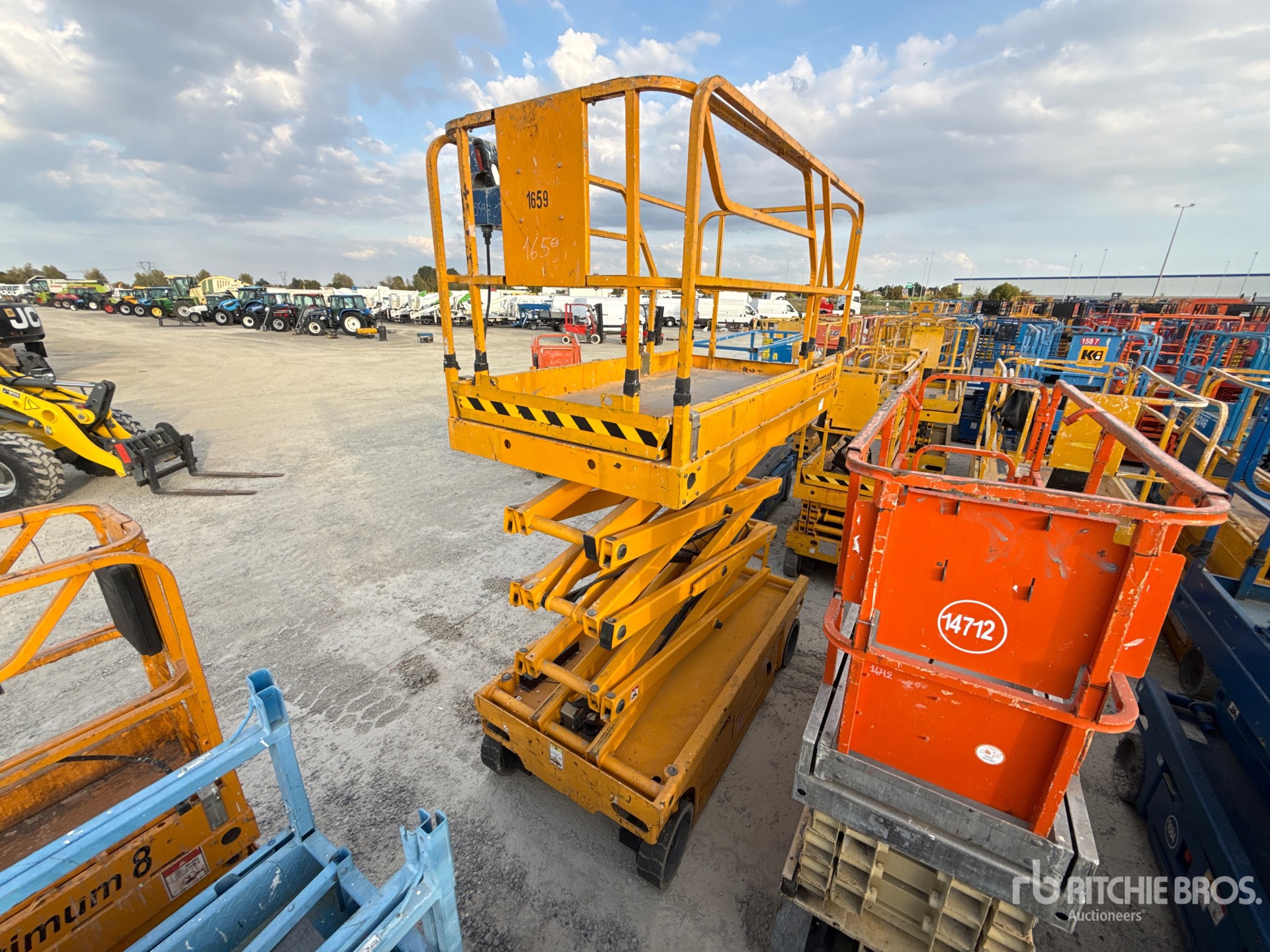 2007 Haulotte COMPACT 10
