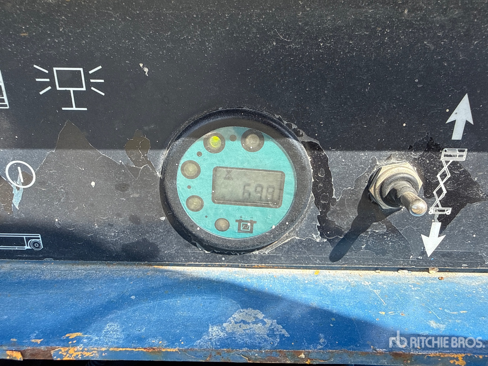 2007 Haulotte COMPACT 10