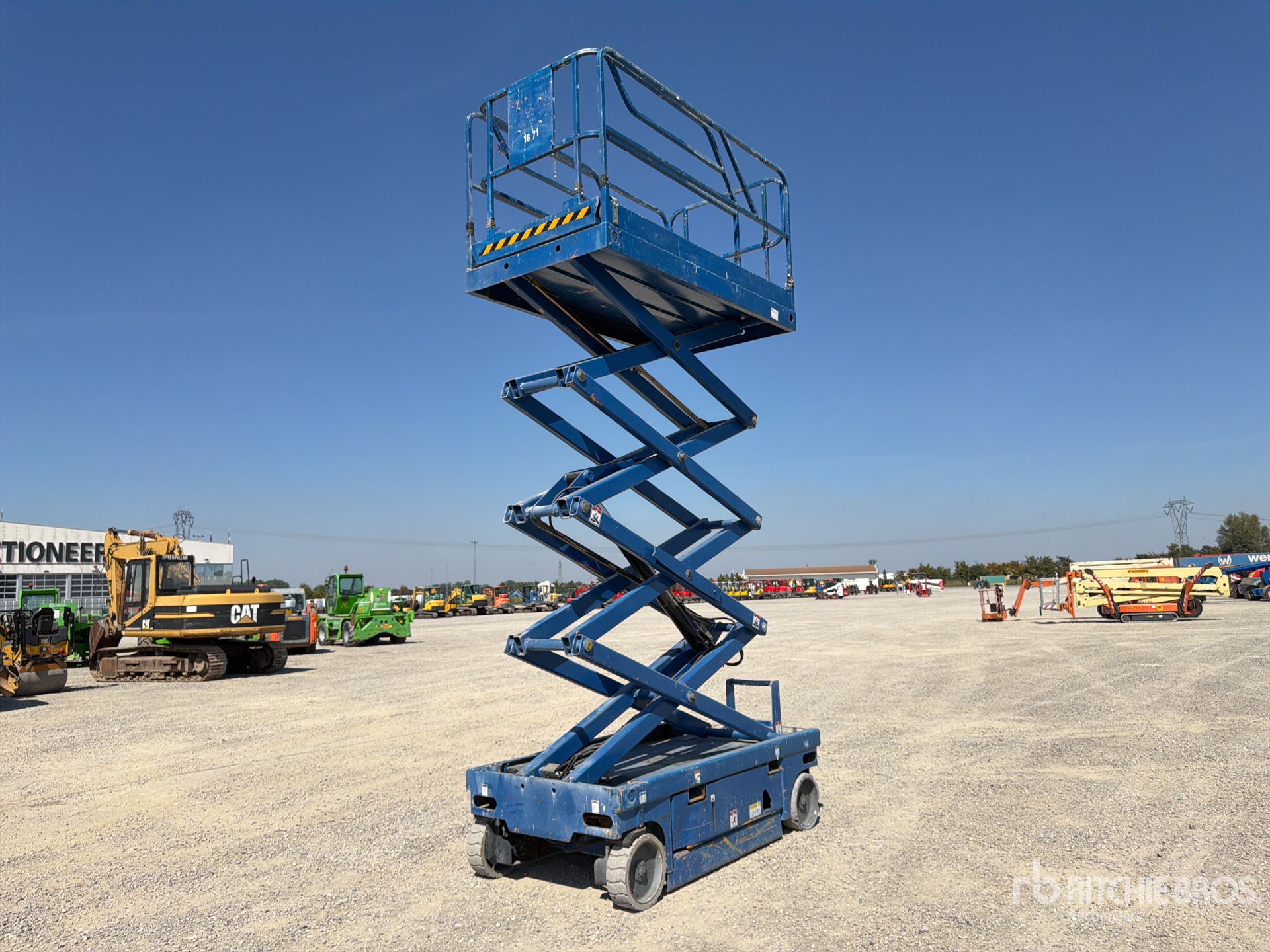 Photo of 2007 Haulotte COMPACT 10