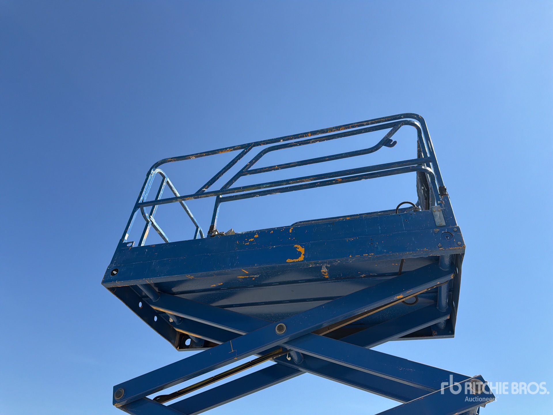2007 Haulotte COMPACT 10