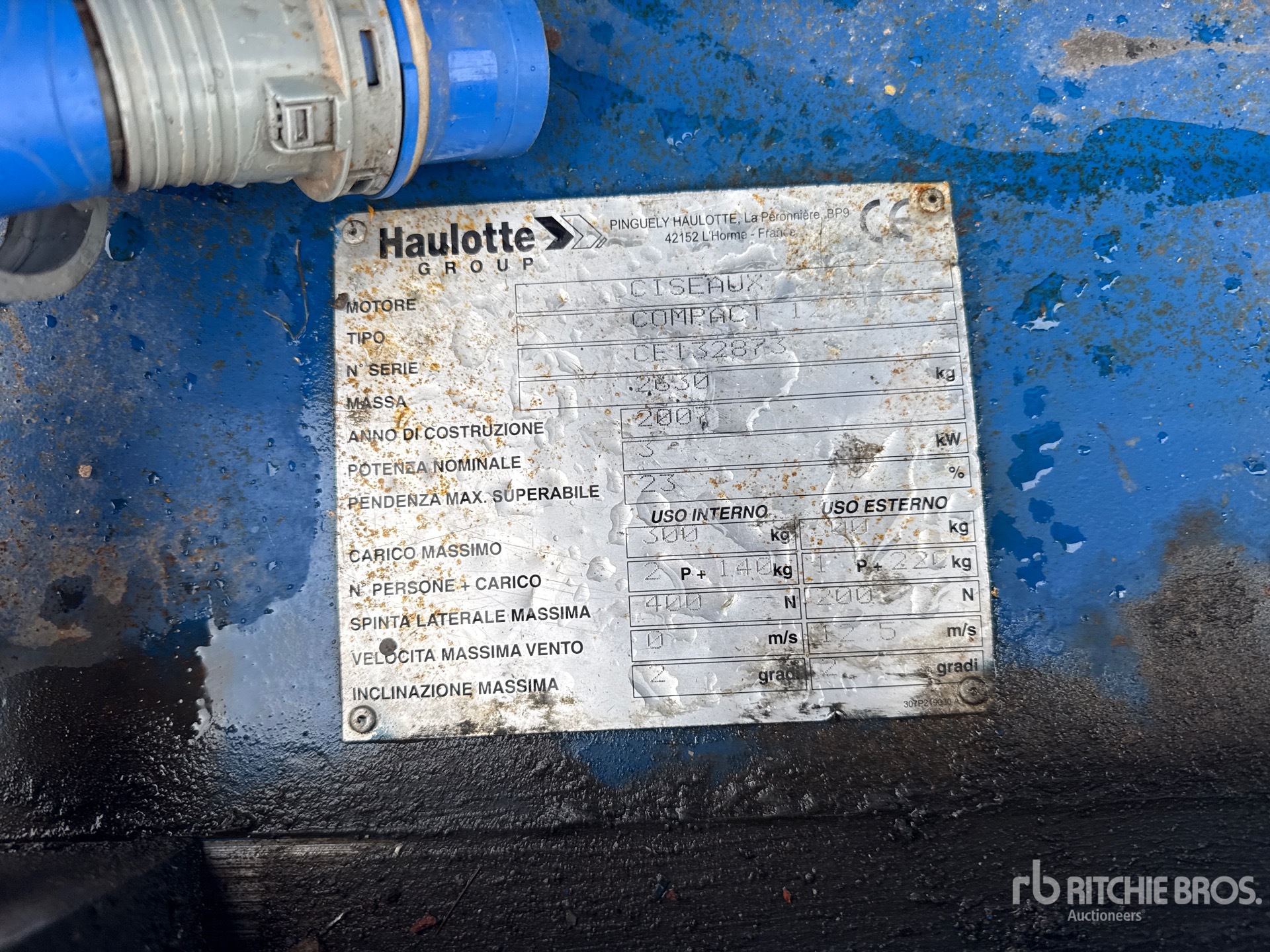 2007 Haulotte COMPACT12