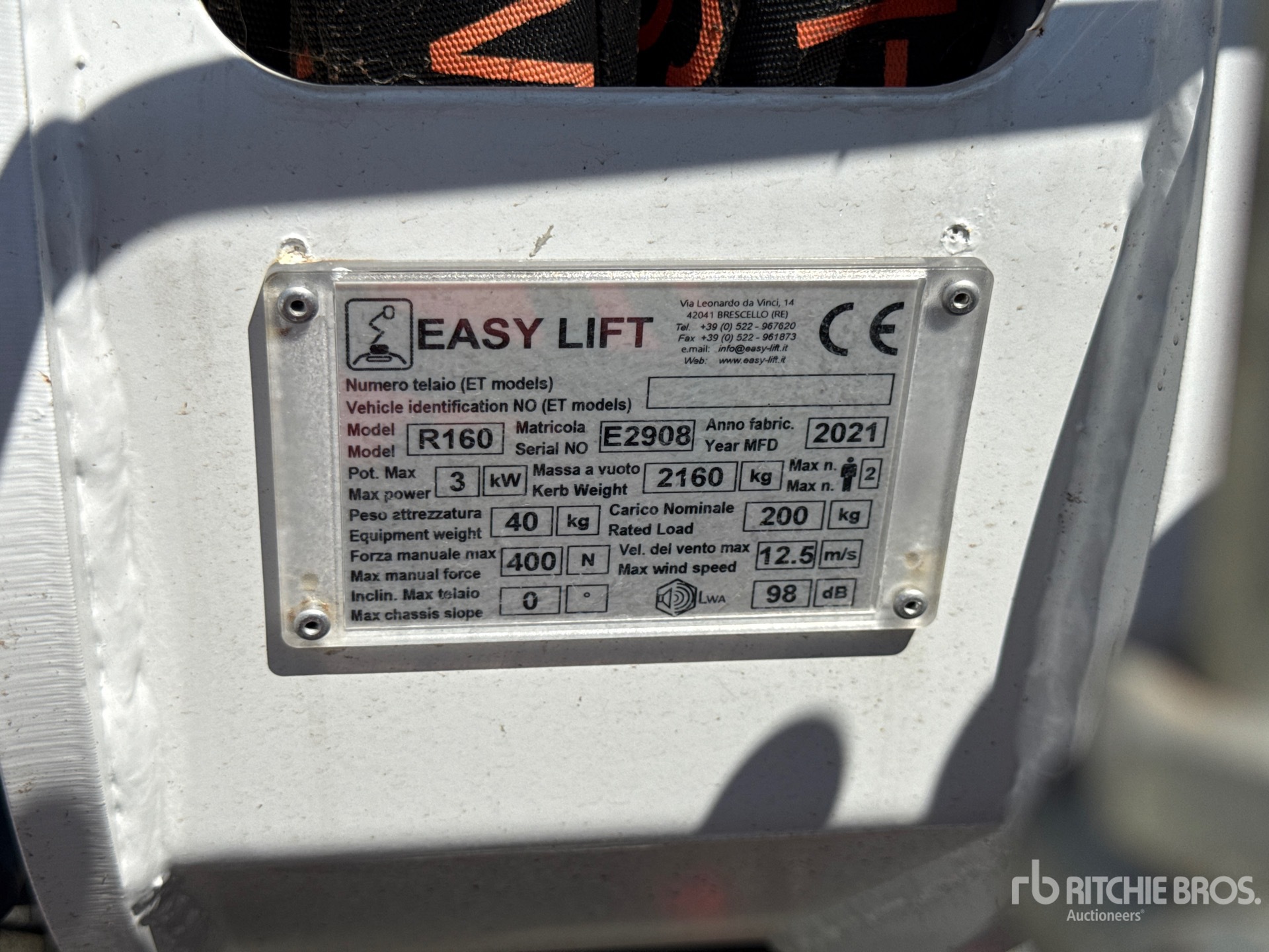2021 Easy Lift R160