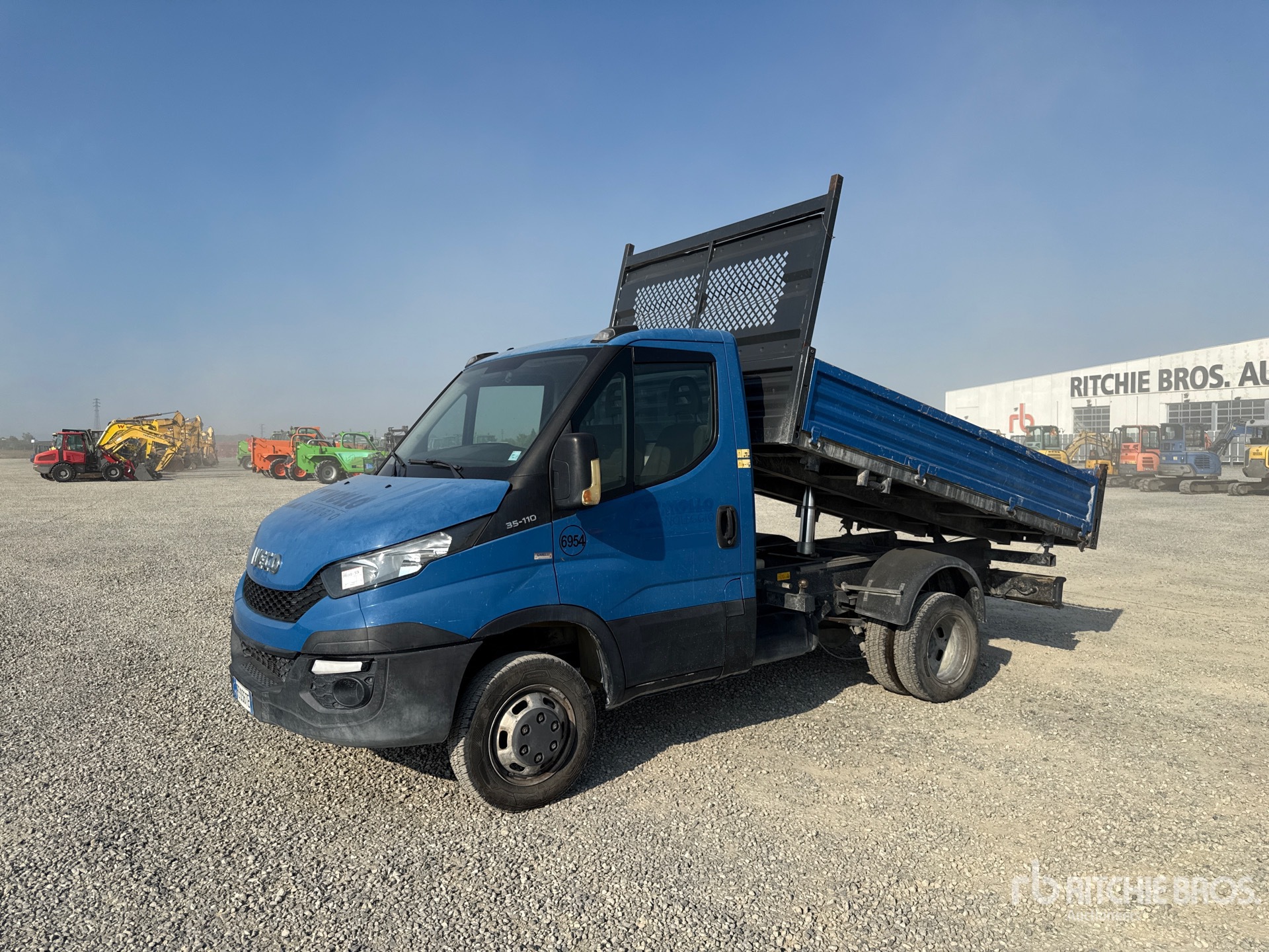 Photo of 2016 Iveco DAILY 35-110
