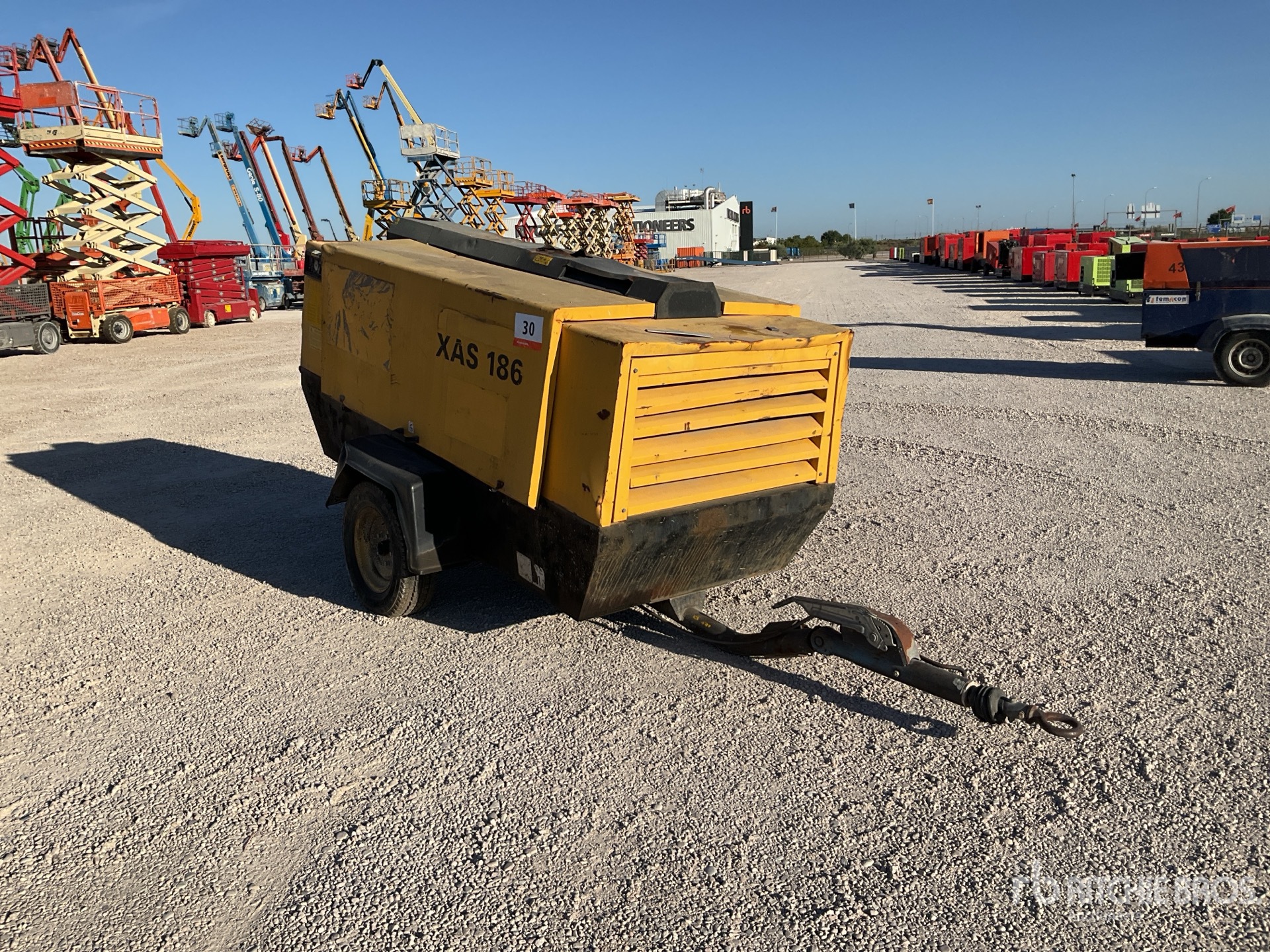2000 Atlas Copco XAS186DD