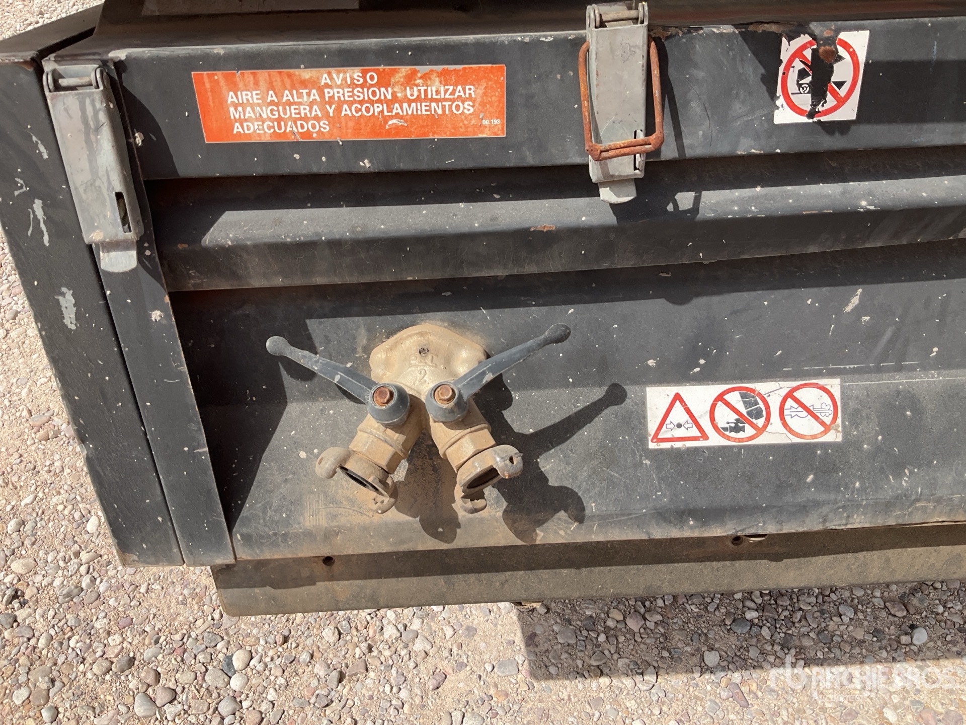 2005 Atlas Copco XAS 67DD