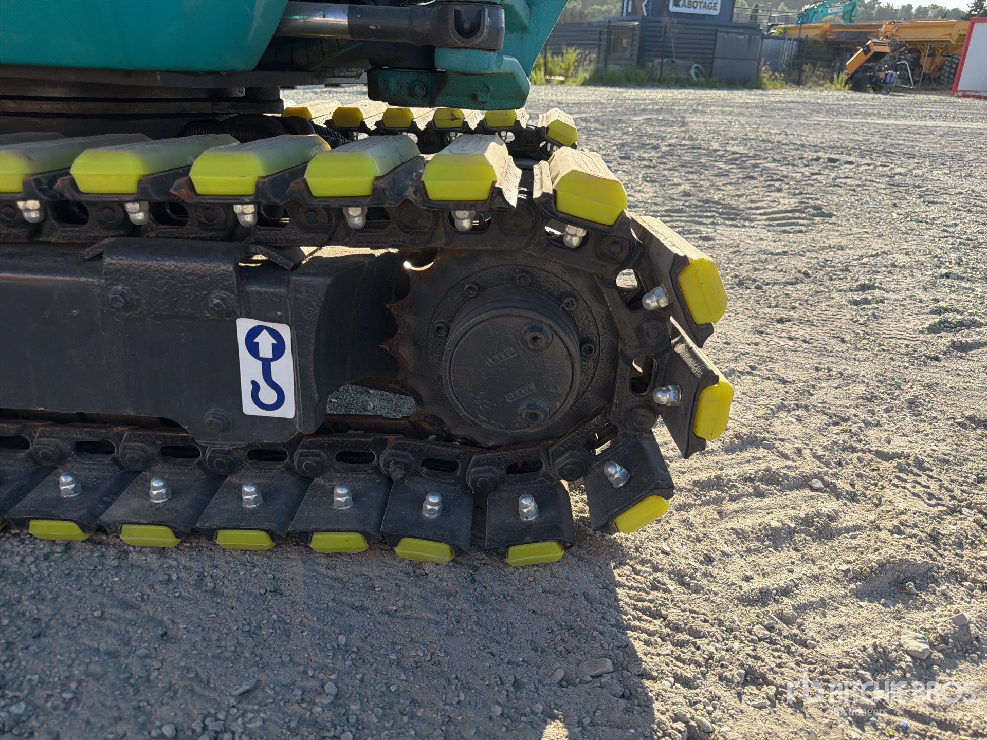 Kubota U20