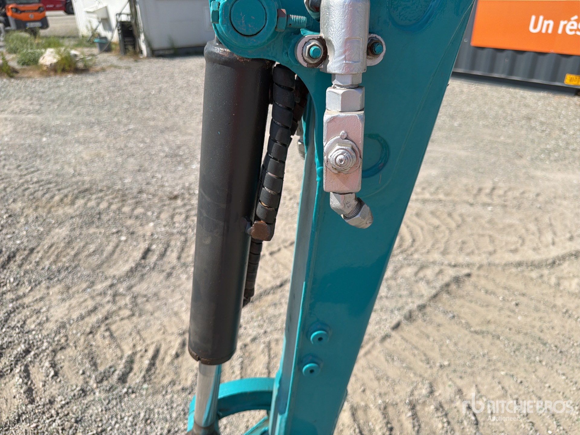 Kubota U20