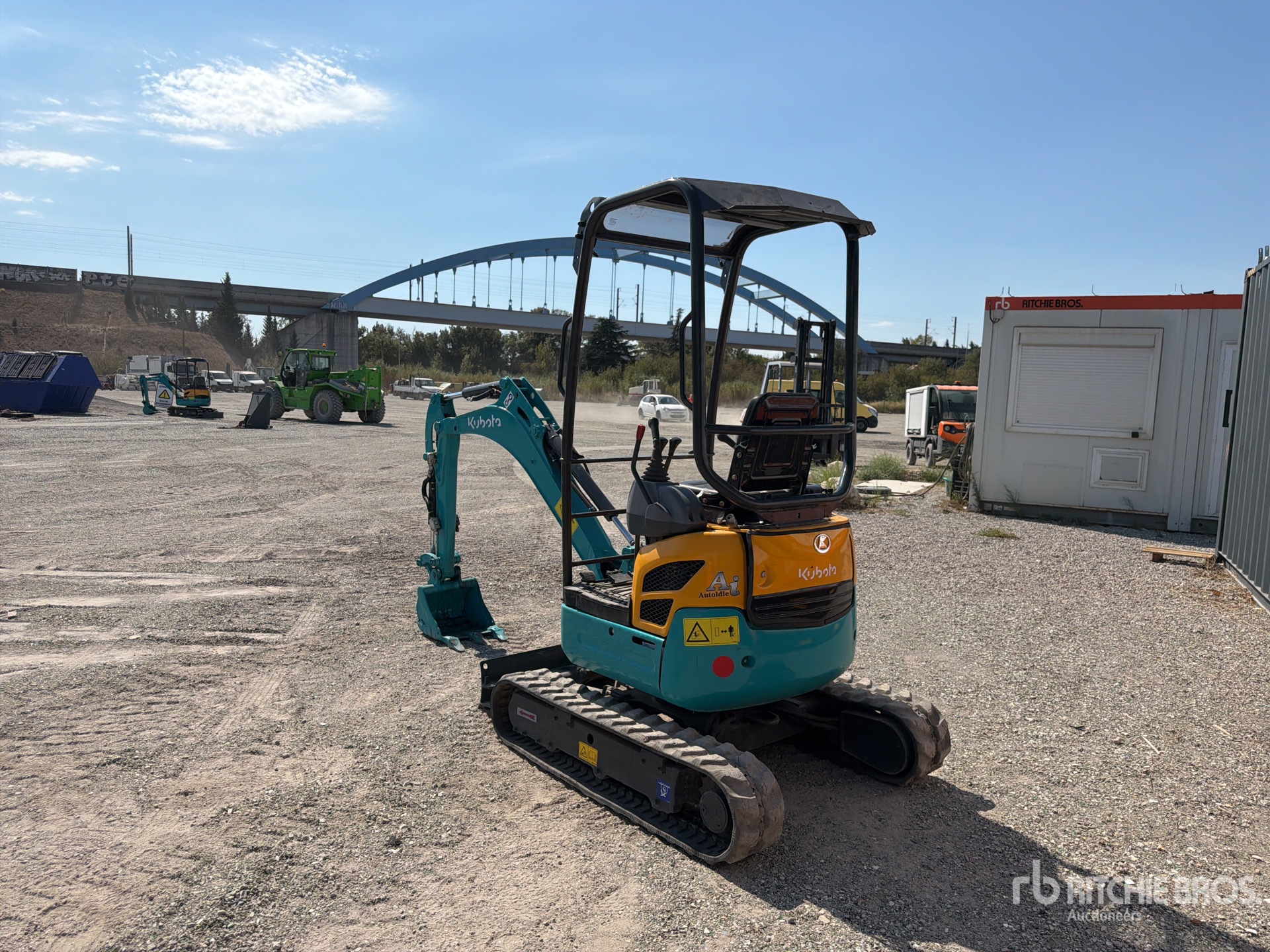 Kubota U20
