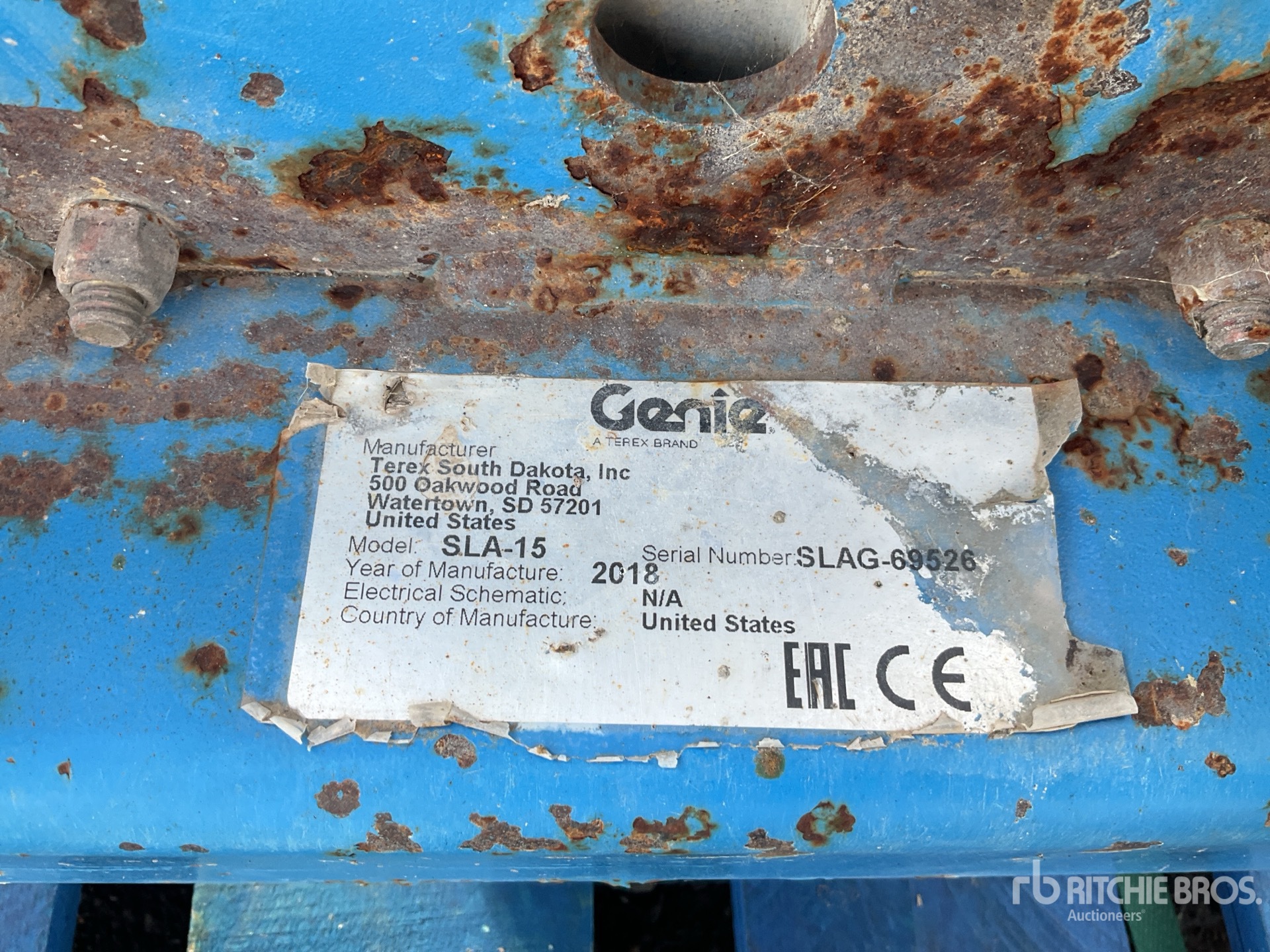 2018 Genie SLA-15