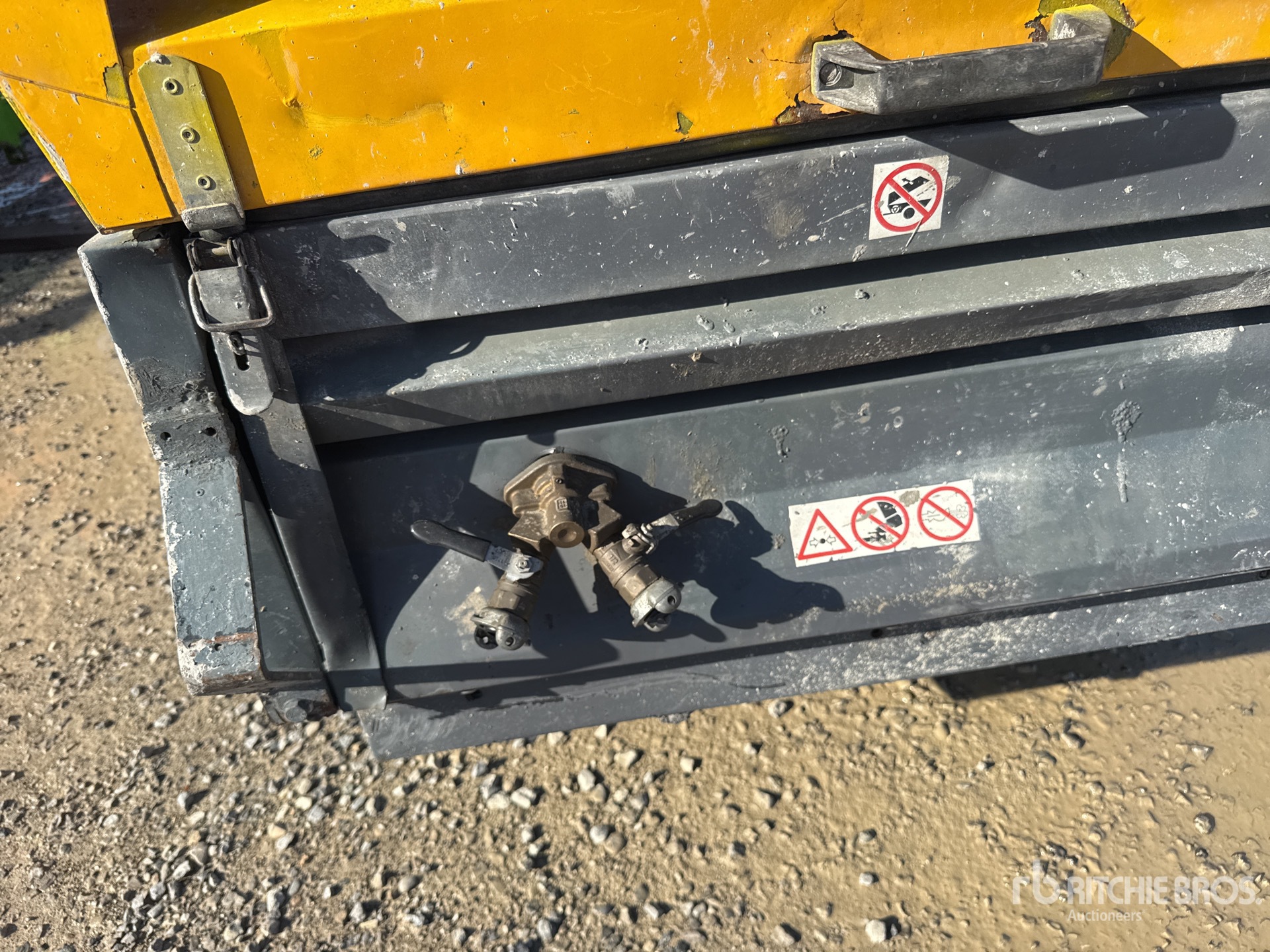 2015 Atlas Copco XAS77DD