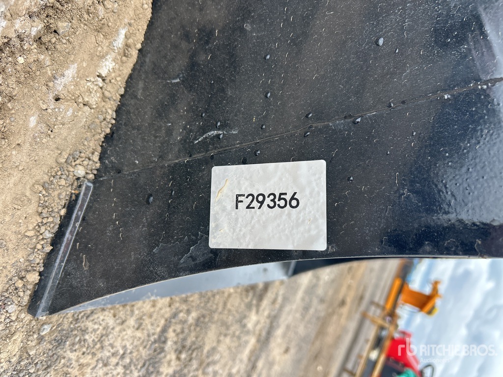 General Appearance with Numero seriale/numero d’identificazione del veicolo (VIN)