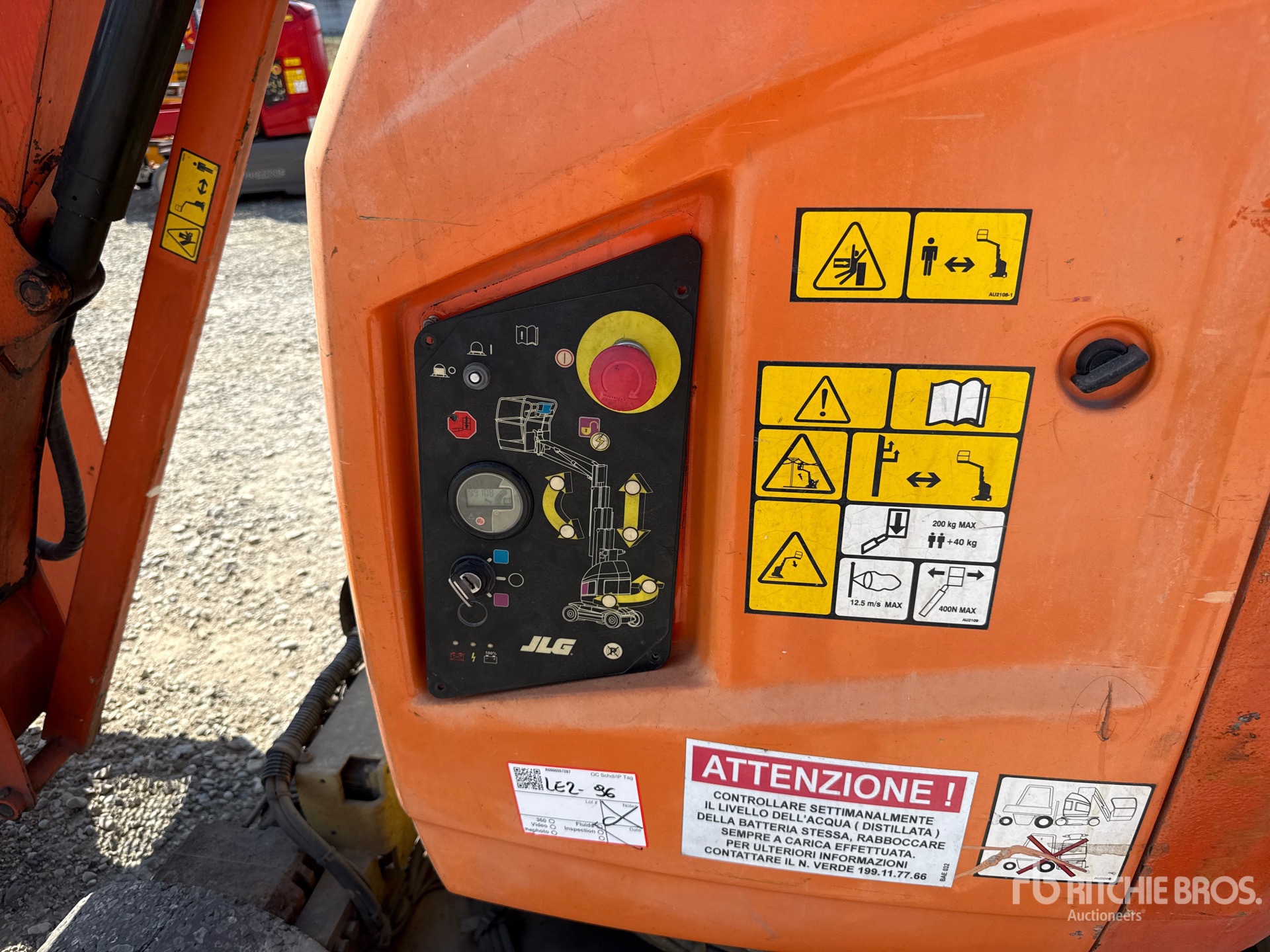 2011 JLG TOUCAN 10E