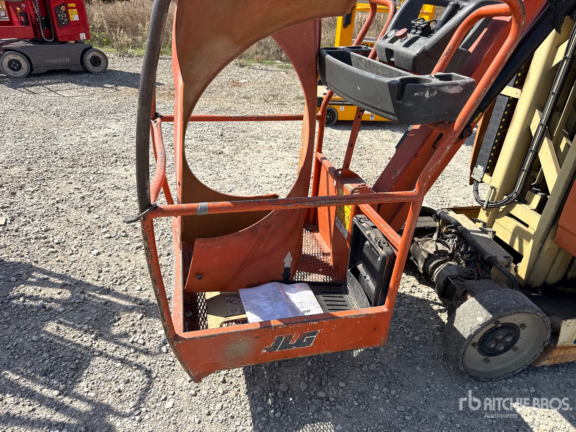 2011 JLG TOUCAN 10E