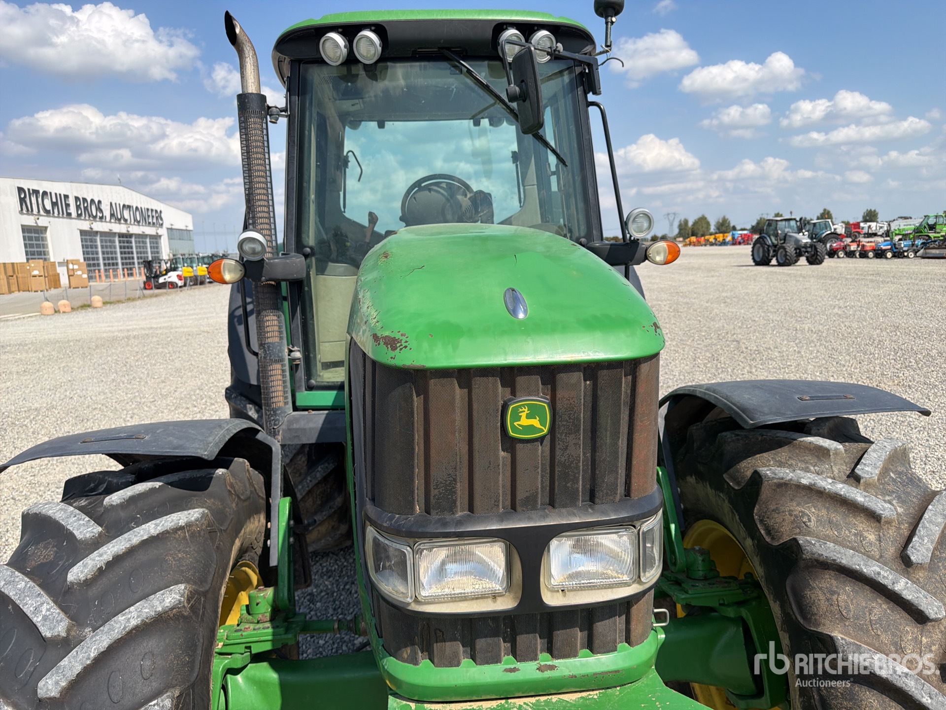 John Deere 6830