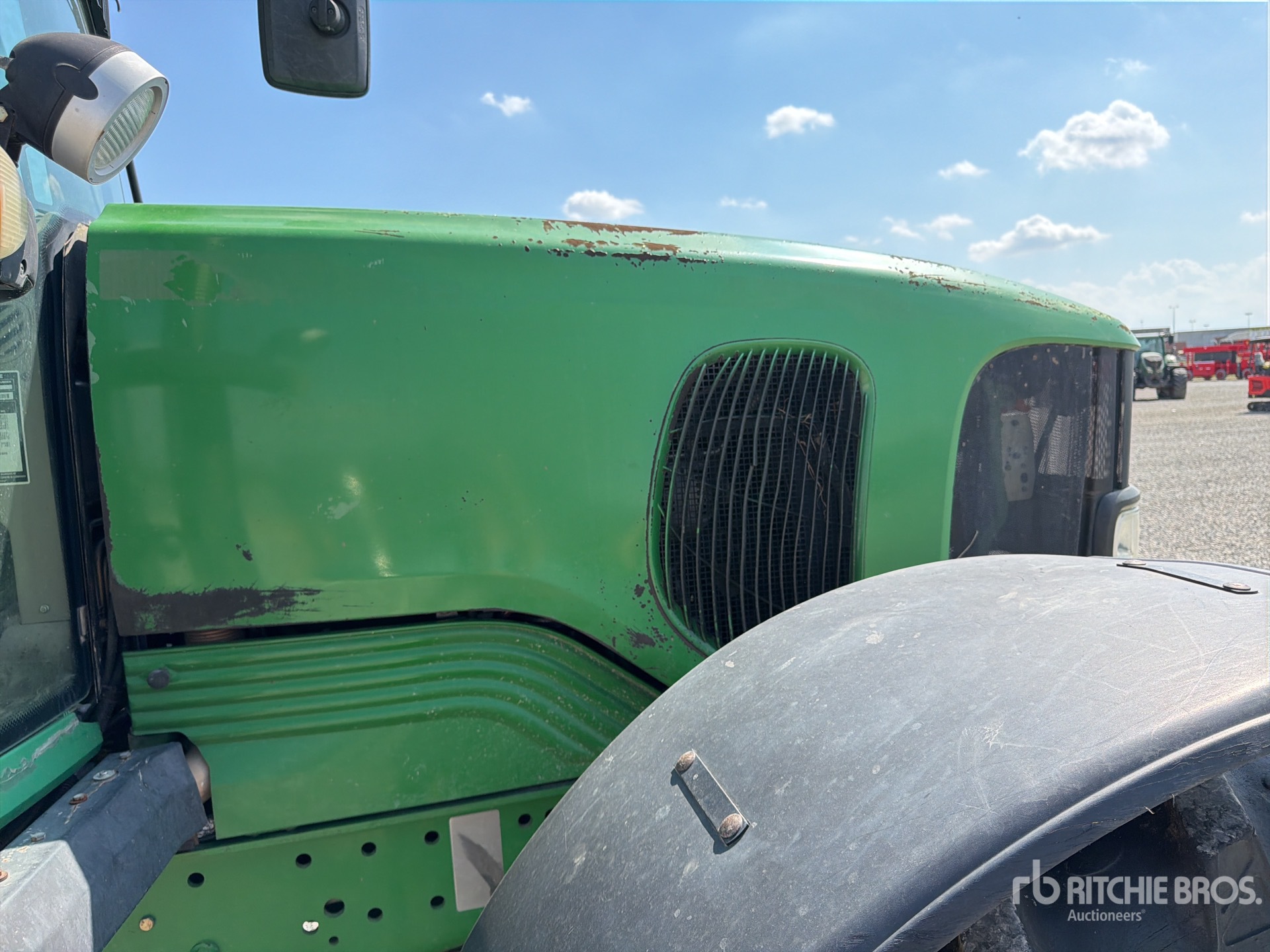 John Deere 6830