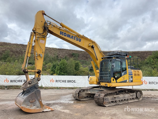 2014 Komatsu PC210LC-10 Tracked Excavator