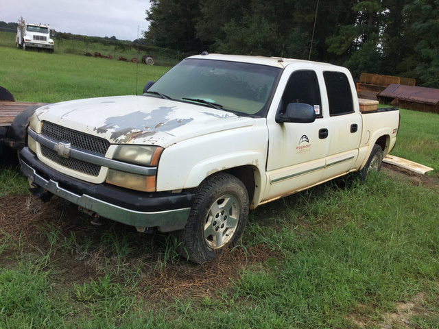 2005 Chevrolet Silverado K1500 Z71 4x4 Crew Cab Pickup 2005 Chevrolet Silverado K1500 Z71 4x4 Crew Cab Pickup