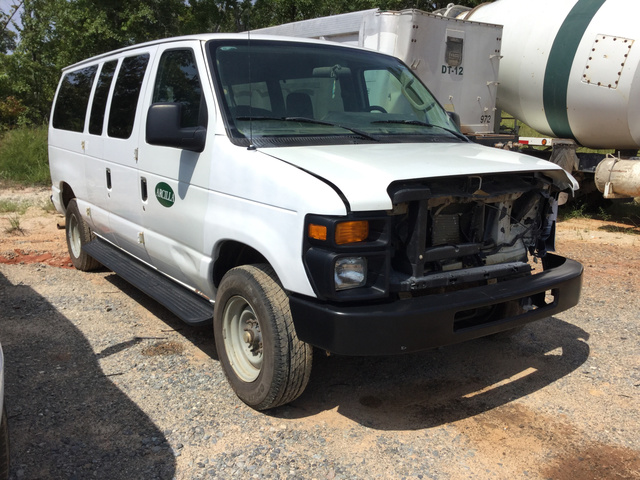 2011 Ford E-350 XL Super Duty Bus 2011 Ford E-350 XL Super Duty Bus