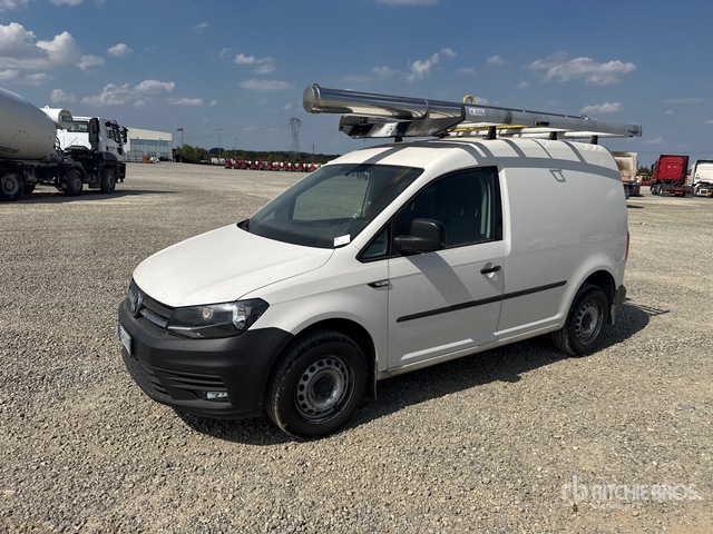 2011 Volkswagen Caddy Cargo Van