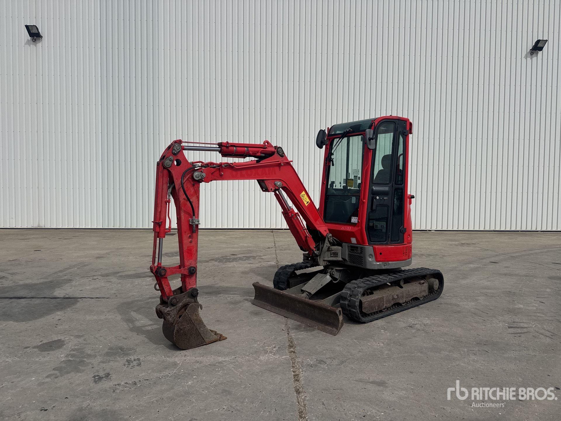 Photo of 2017 Yanmar VIO25-6CR