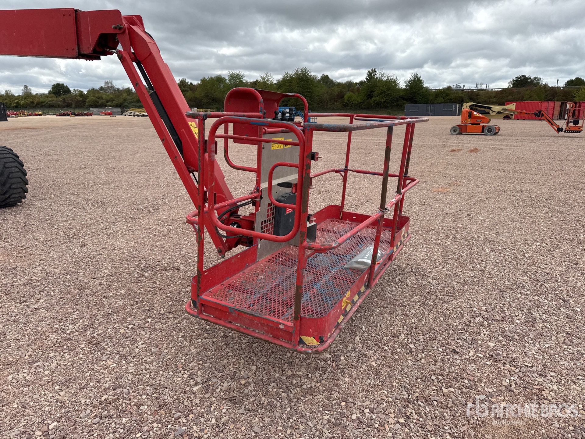 2010 Genie Z80/60