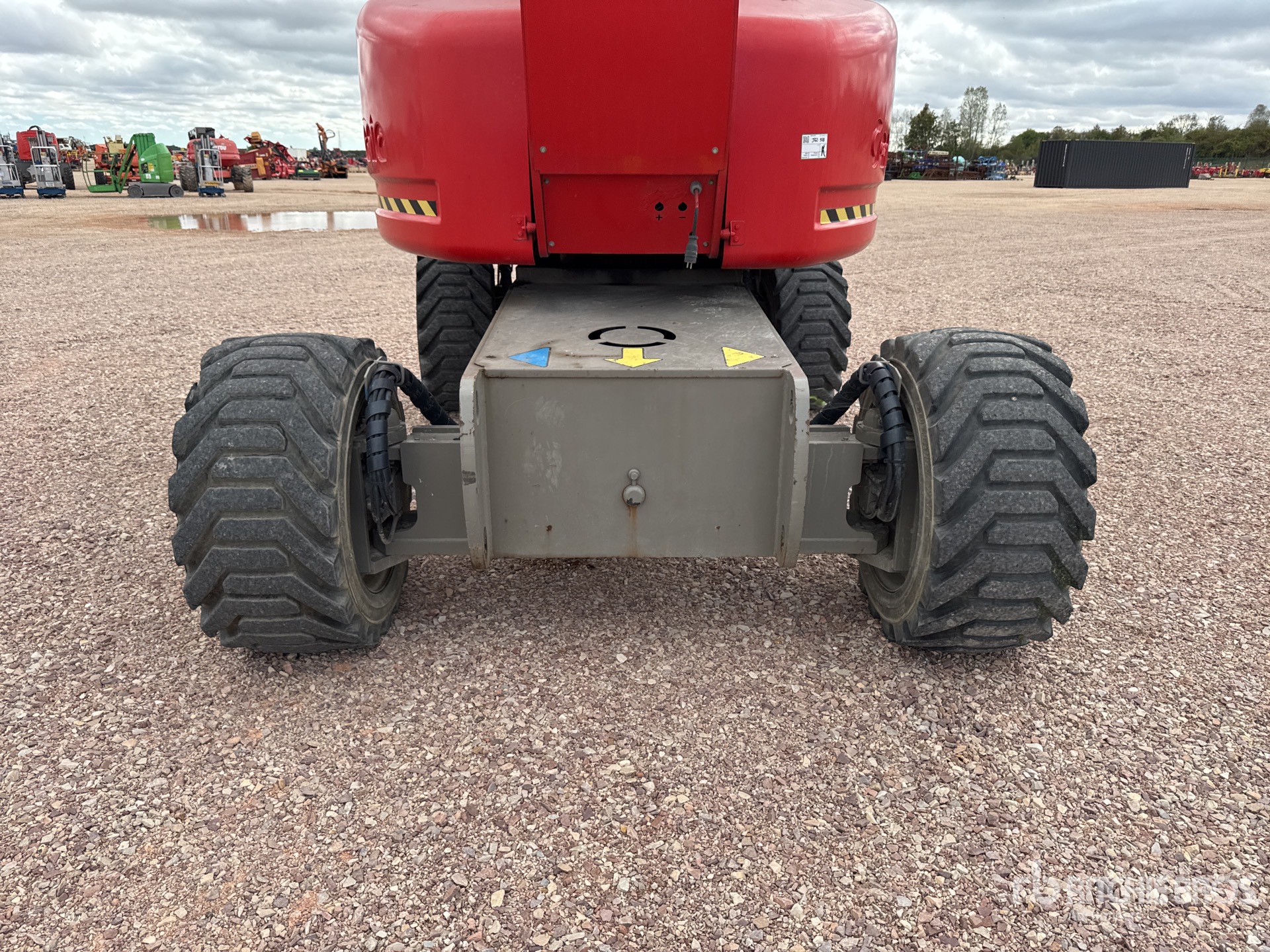 2010 Genie Z80/60