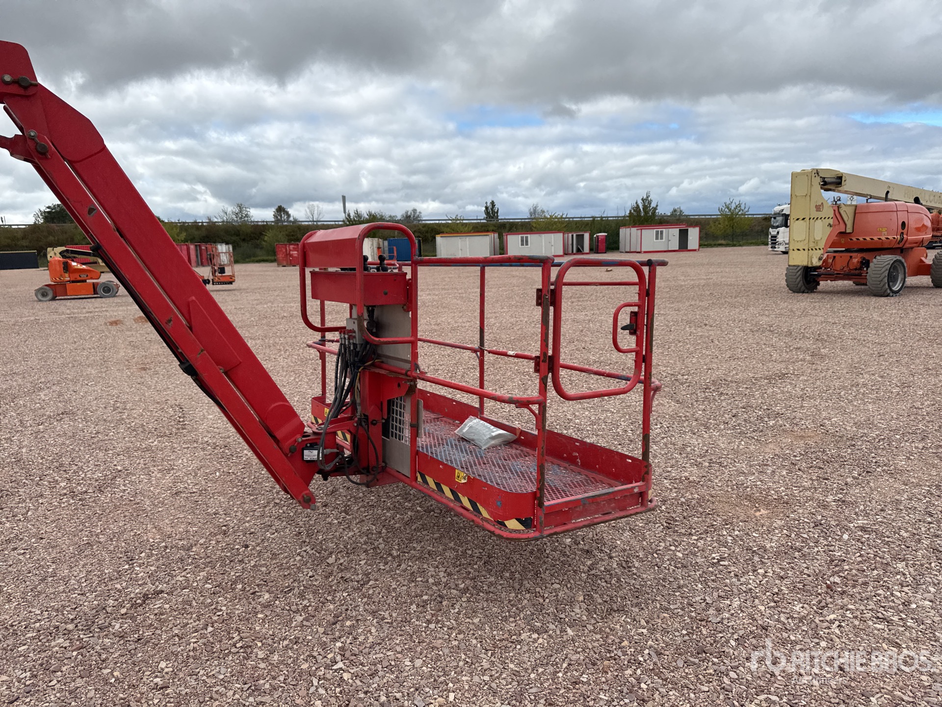 2010 Genie Z80/60
